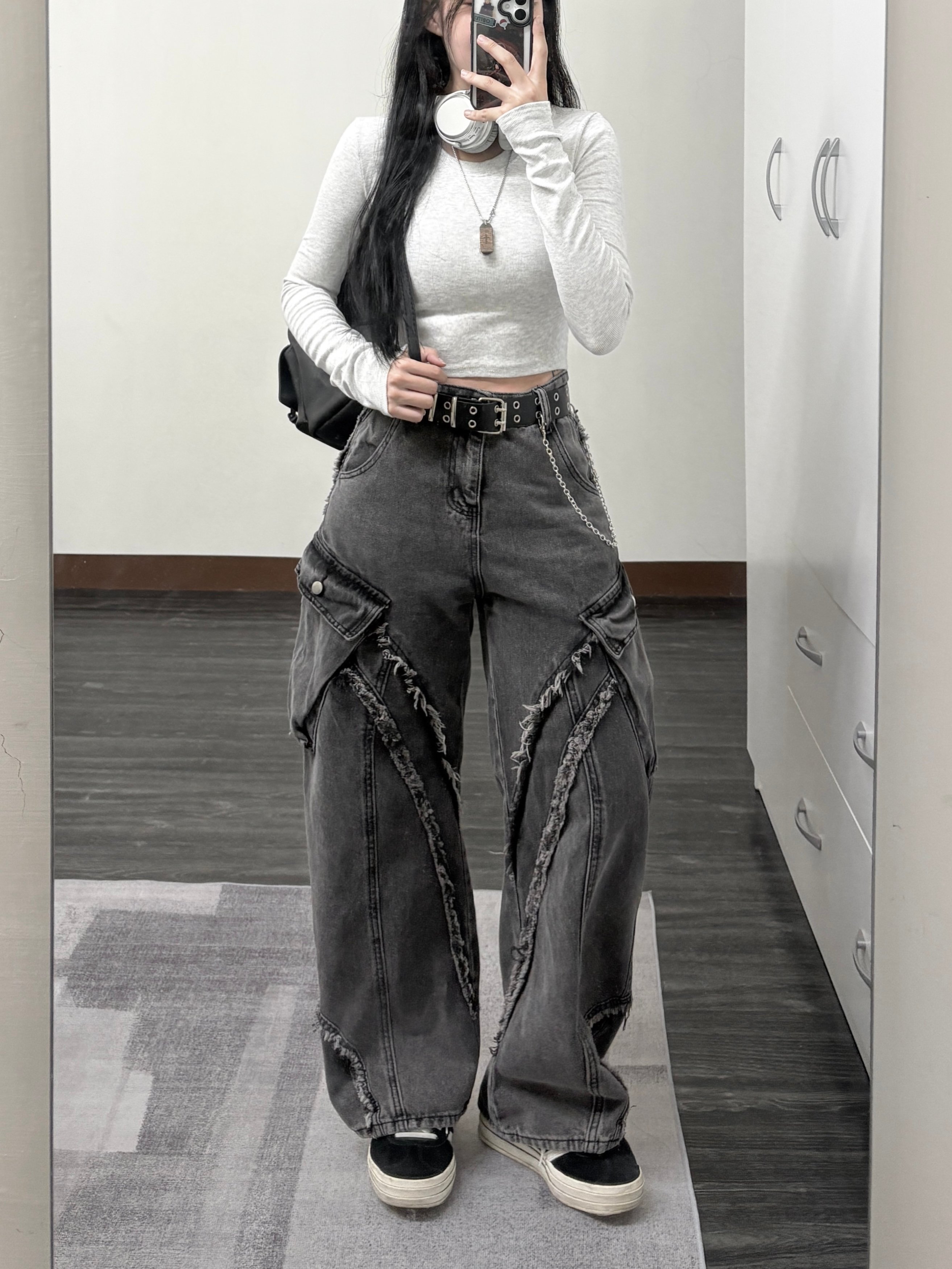 ［男款］街頭風斜毛邊工裝口袋高腰牛仔寬褲