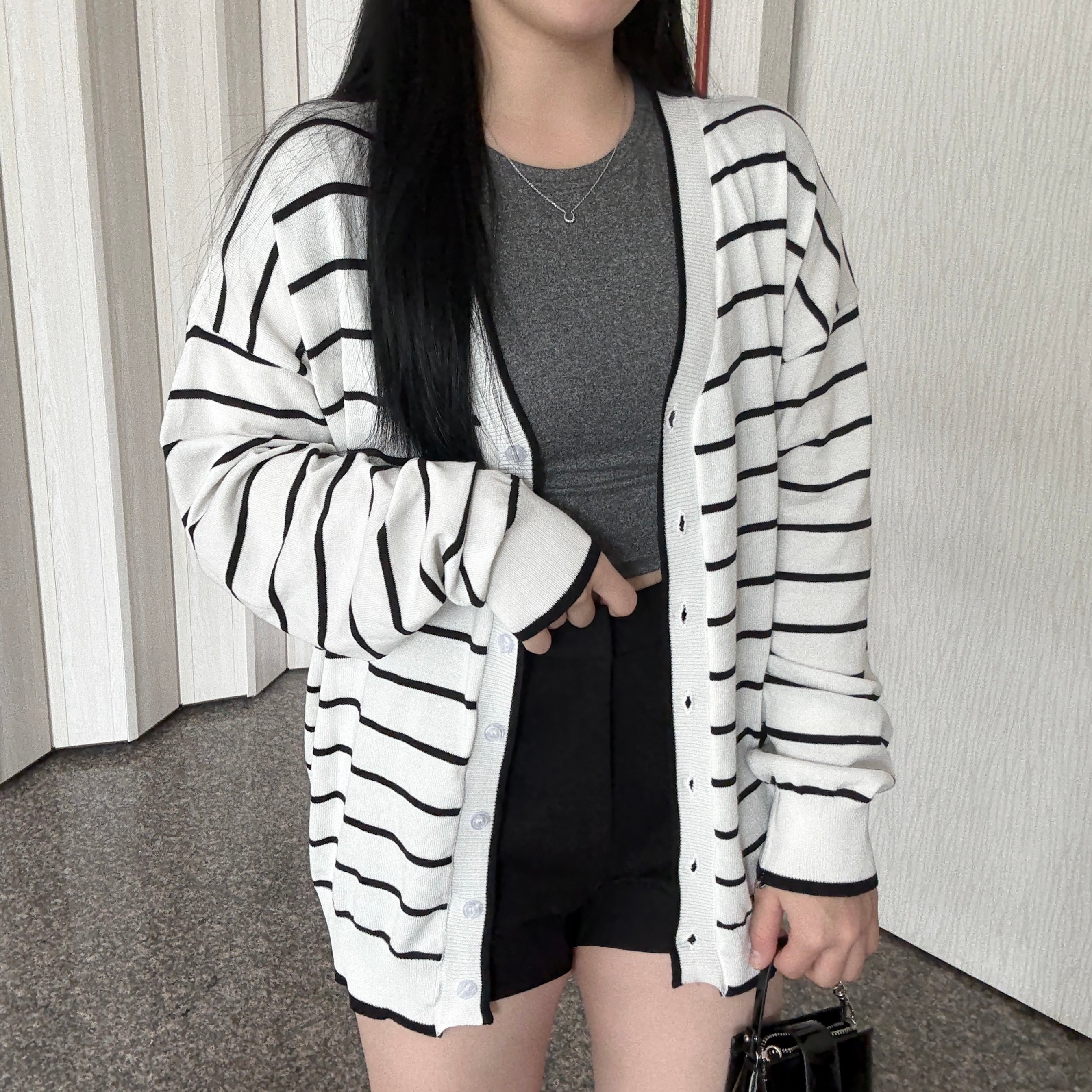 寬鬆橫條紋薄針織罩衫