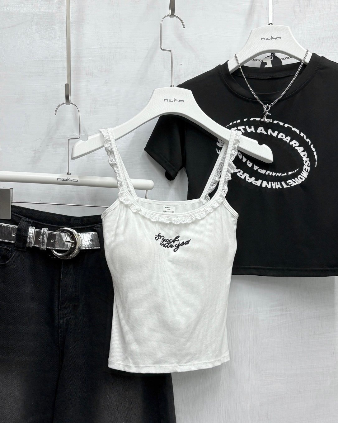 蕾絲U領細肩背心