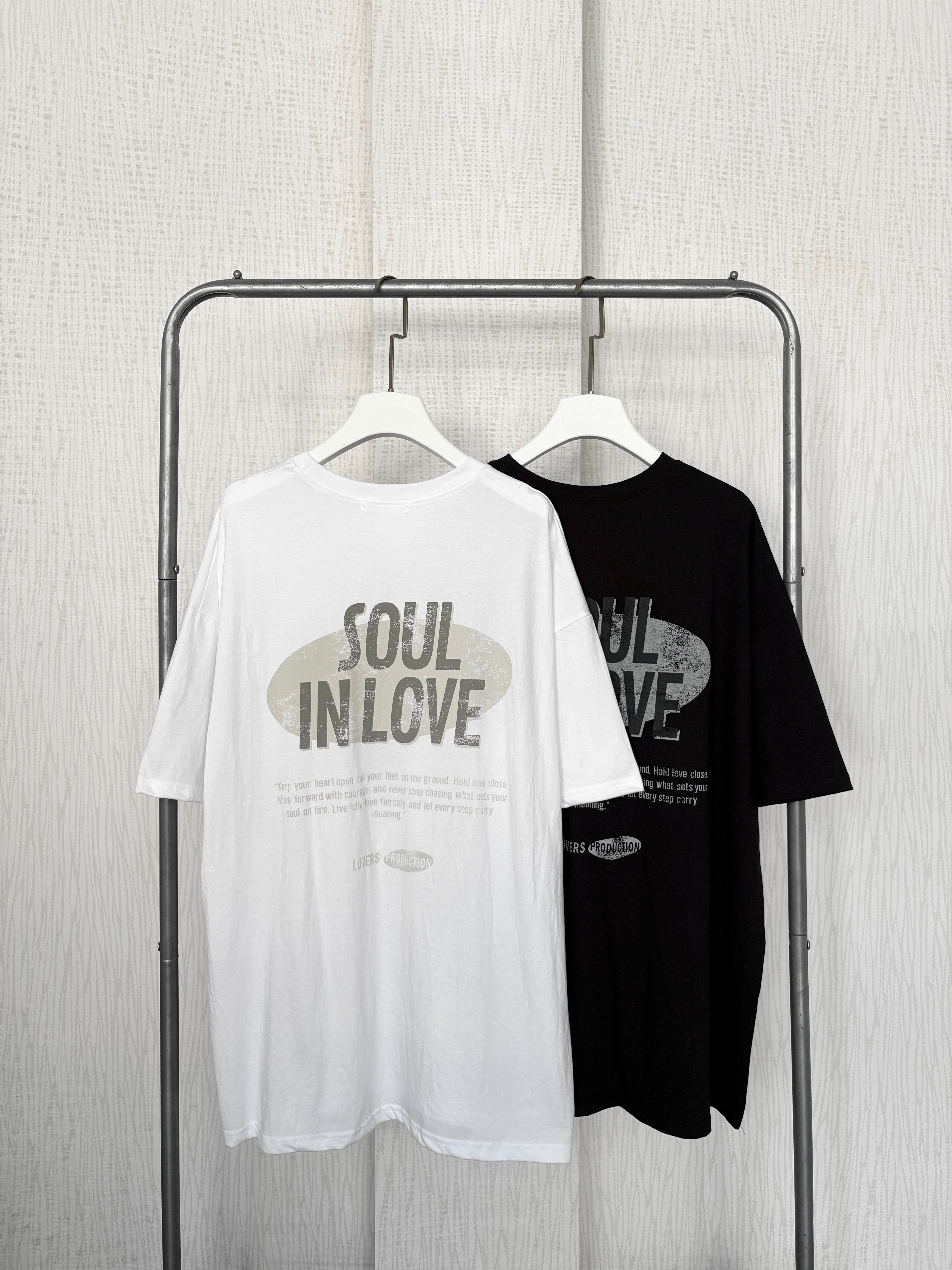 正韓🇰🇷SOUL IN LOVE磨損圖棉質寬鬆T恤