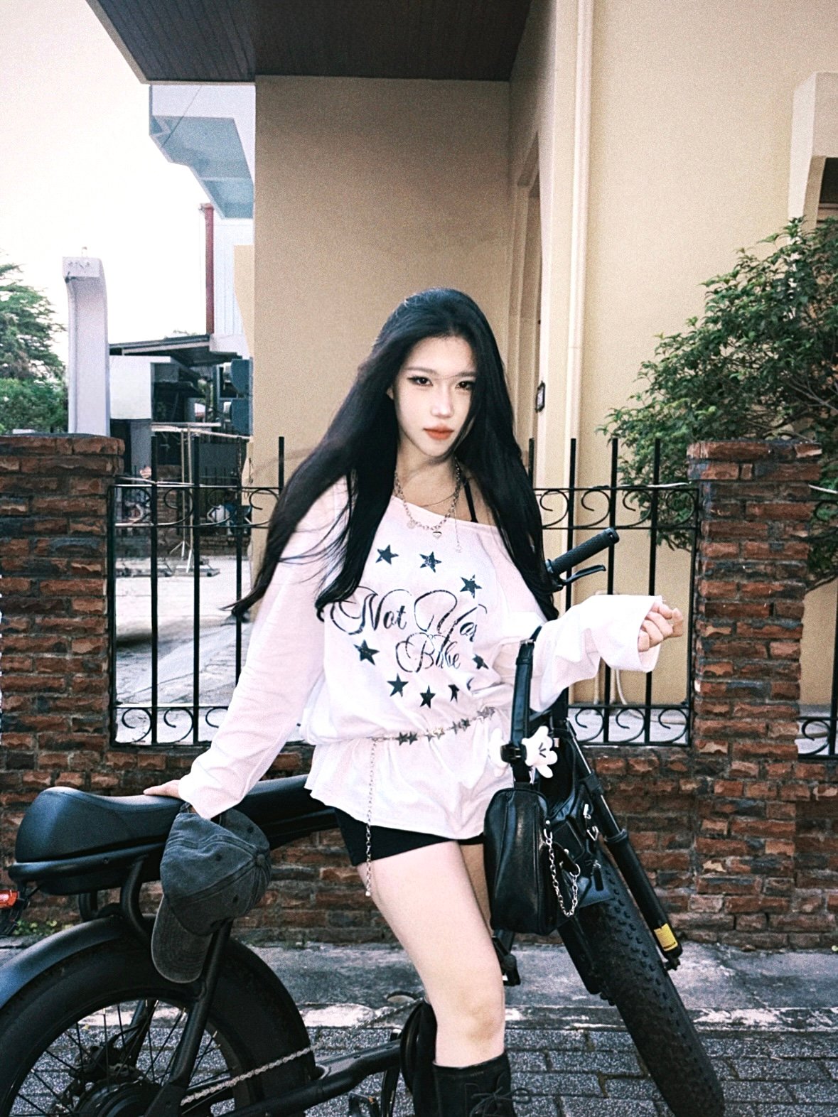 Not your Babe🇰🇷美式復古星環落肩寬鬆長袖上衣