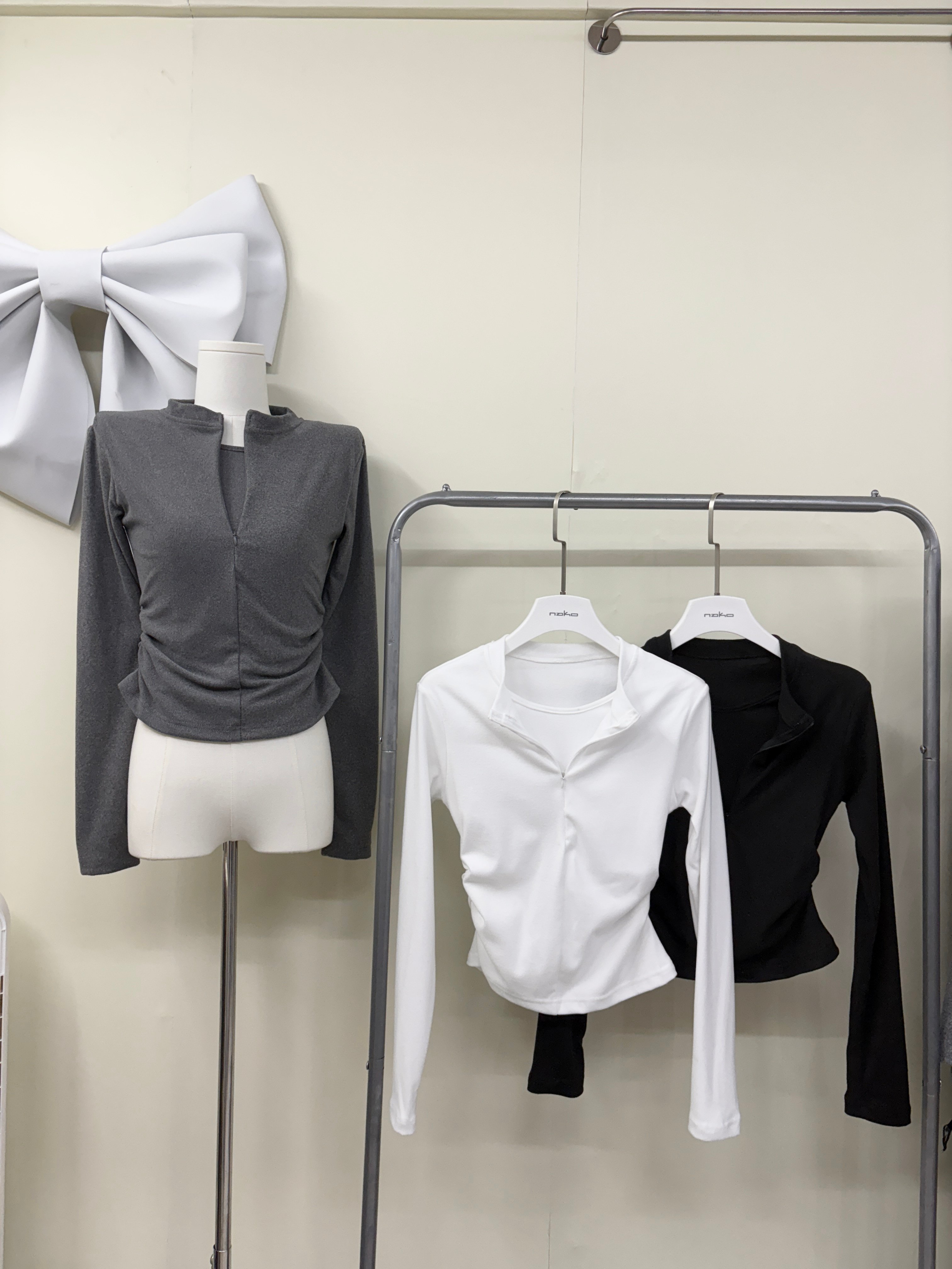 【換季特賣】歐美拉鍊假兩件鬆緊腰身上衣(雙面磨毛)