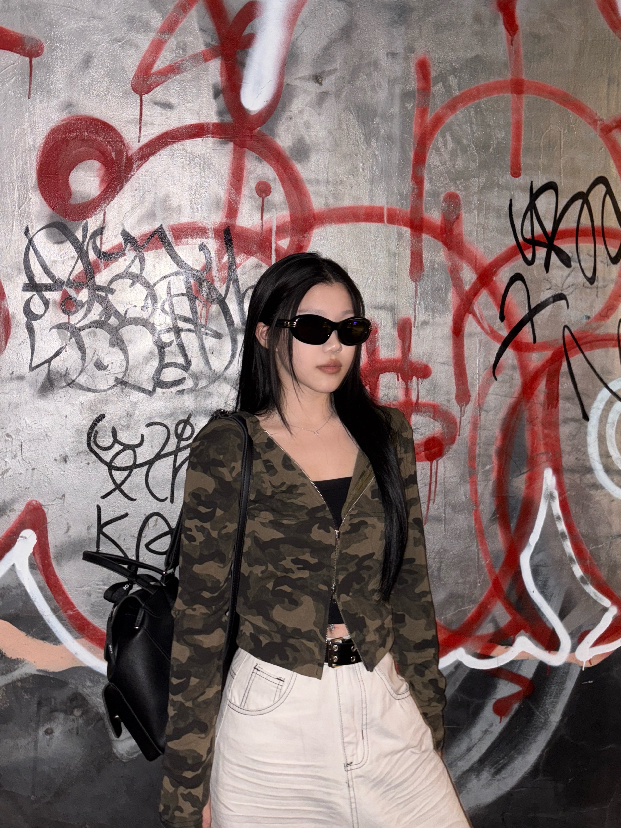 【現貨】迷彩雙拉鍊短版連帽薄外套