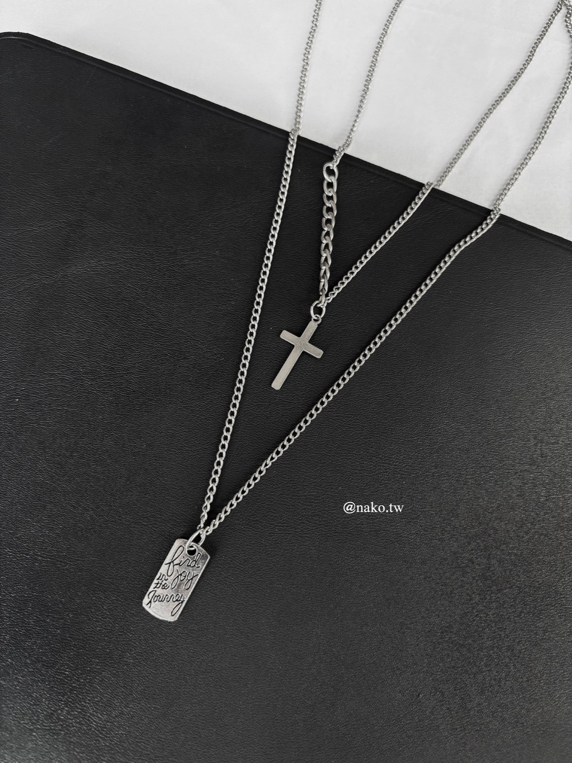 【限量現貨】十字架字母鐵片1+1項鍊