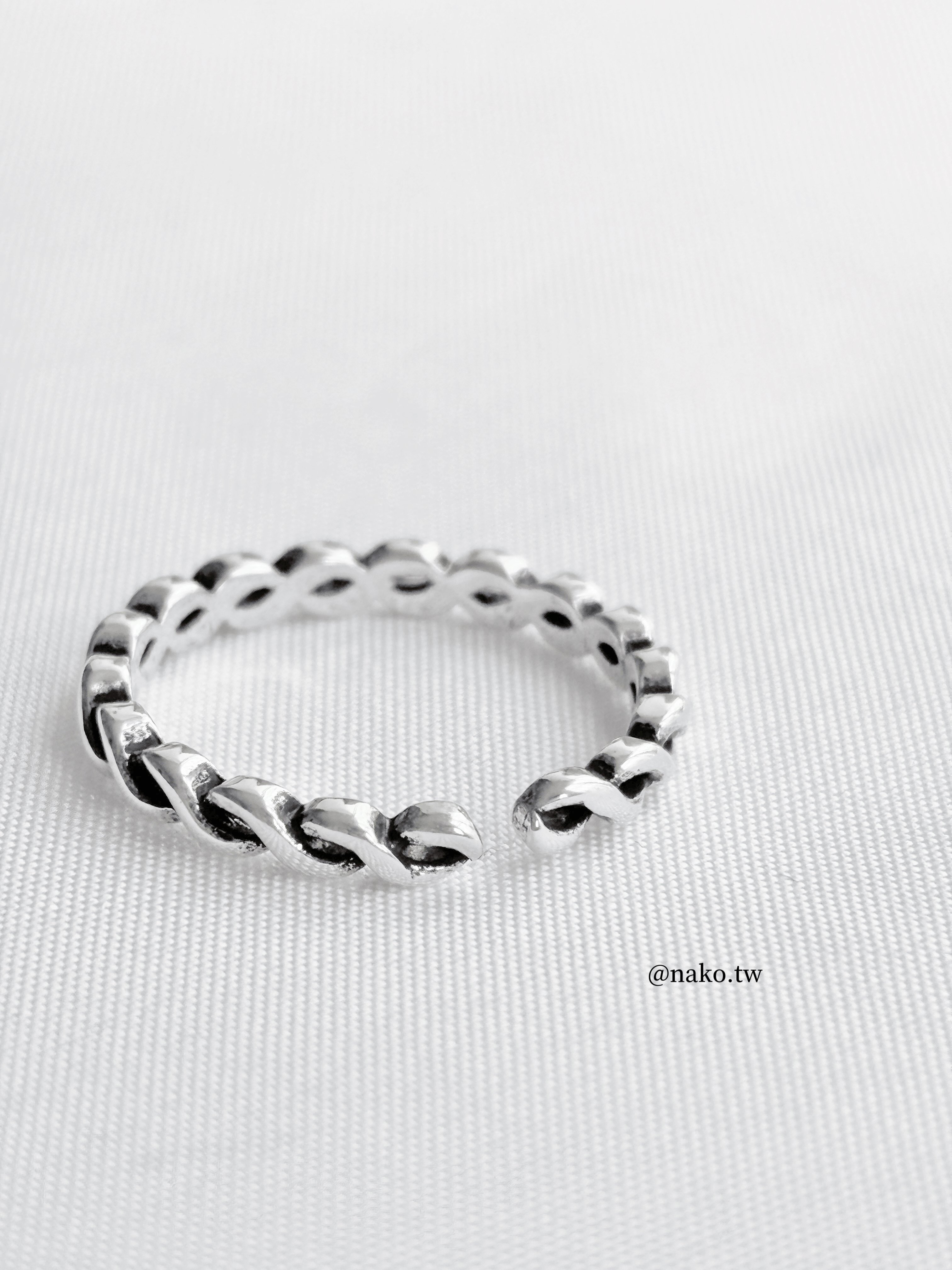 細款鏤空鎖鏈開口戒指