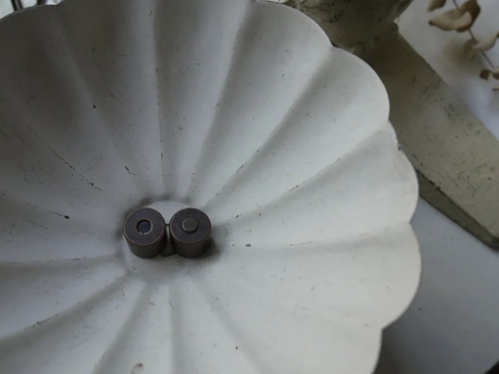 工具：10mm敲合式磁釦工具