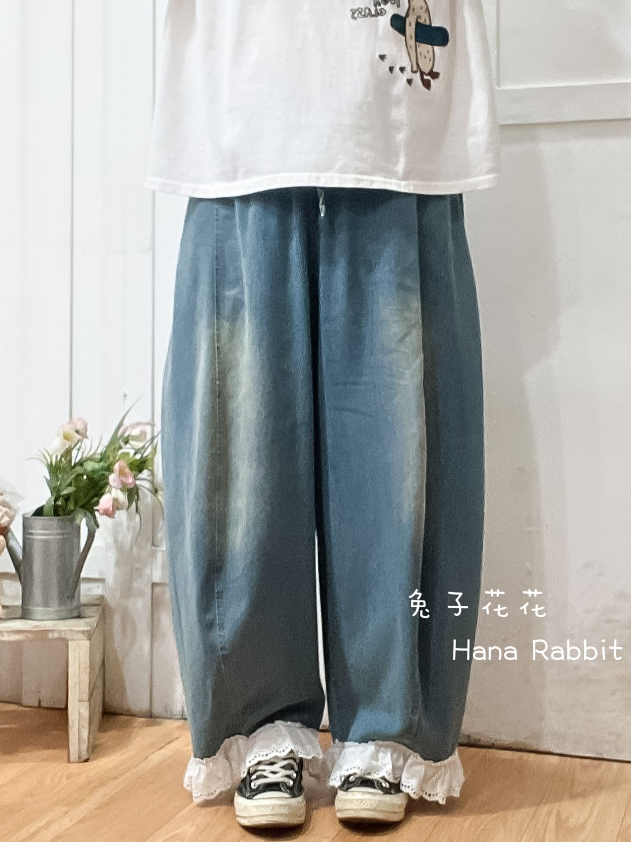 森系蕾絲花邊休閒闊腿造型褲(藍) 20430