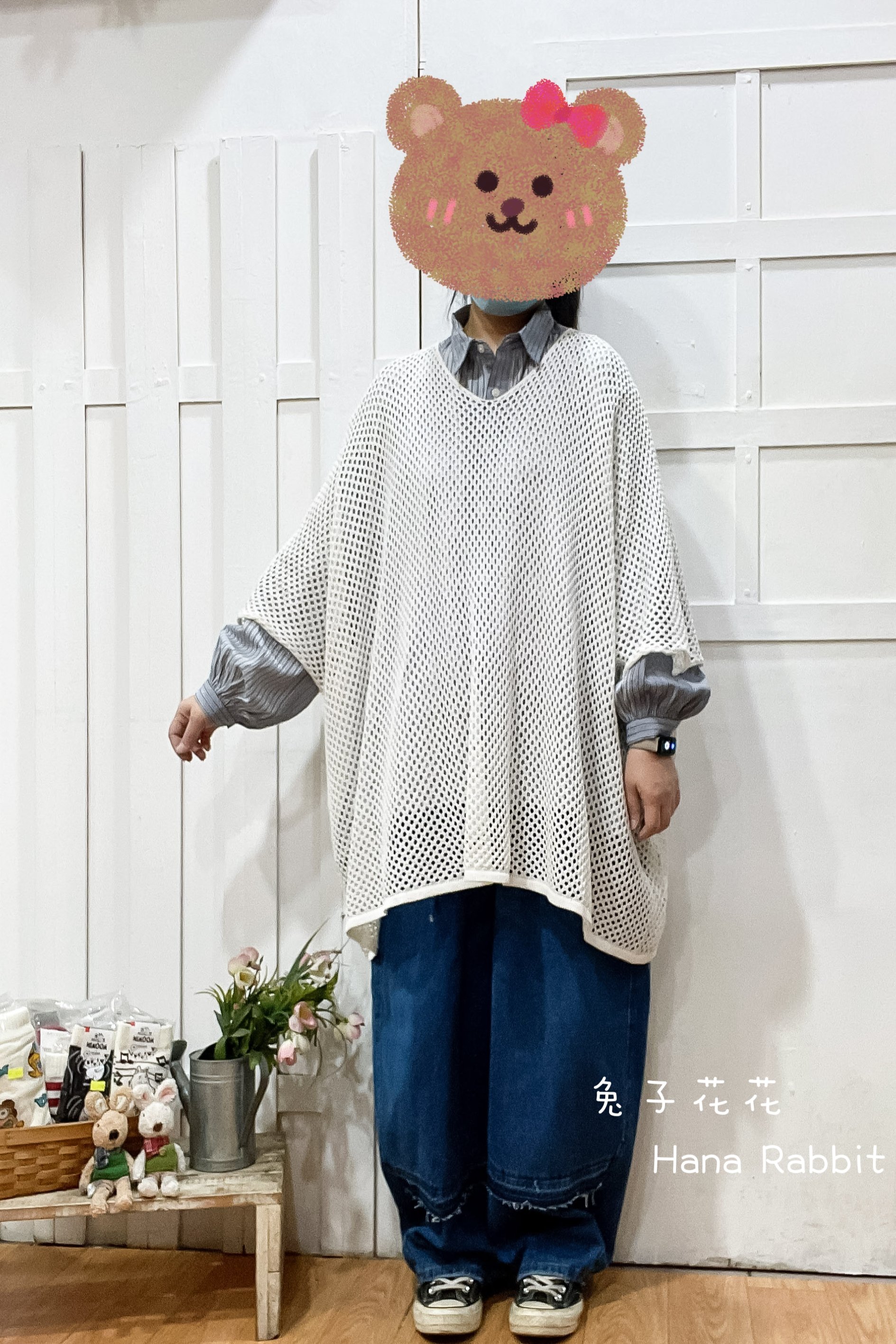 V領簍空針織斗篷式罩衫 20510