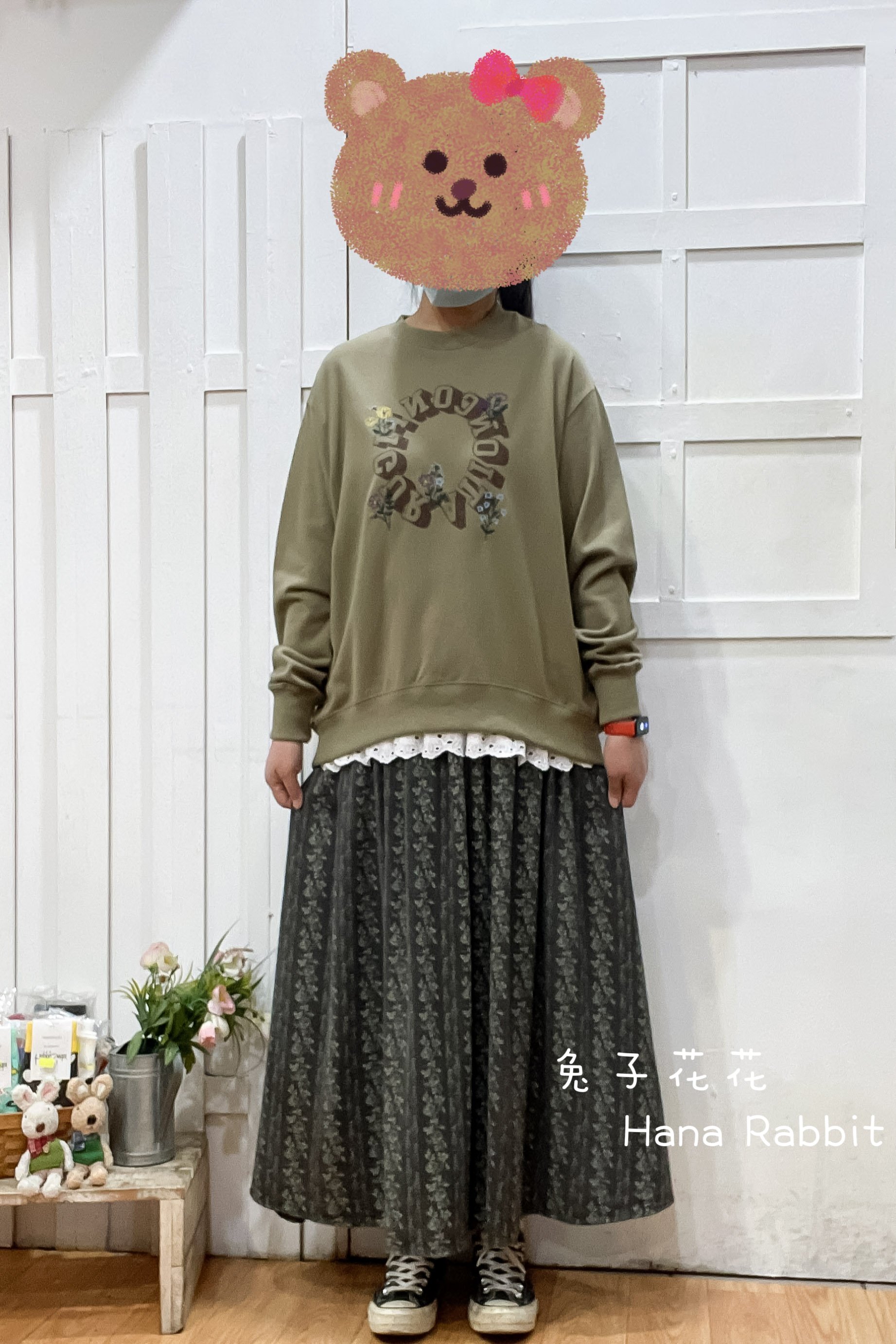 日系原單刺繡印花大學T(卡其) 14593