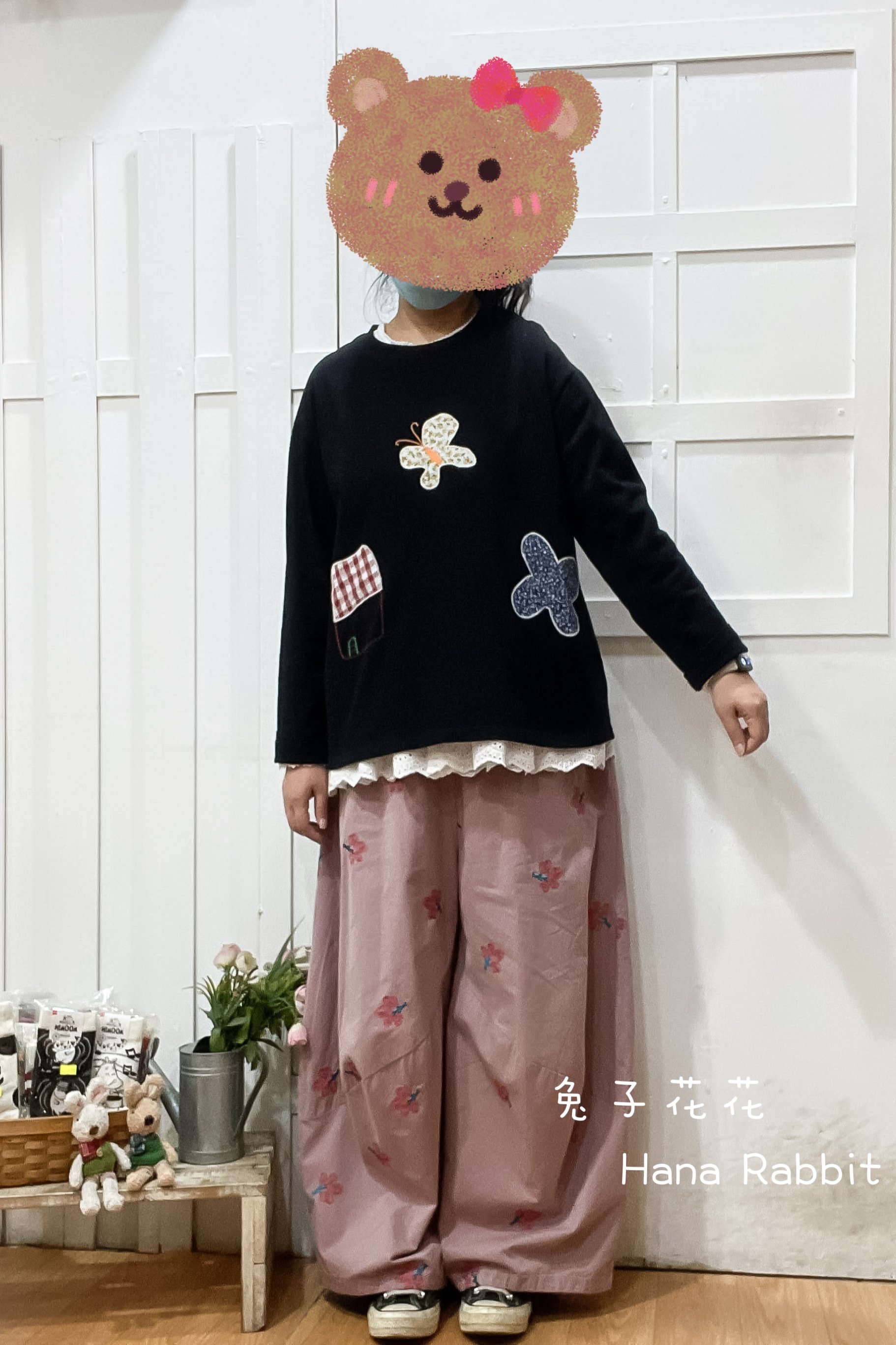 復古貼布小花重磅棉上衣(黑) 15331