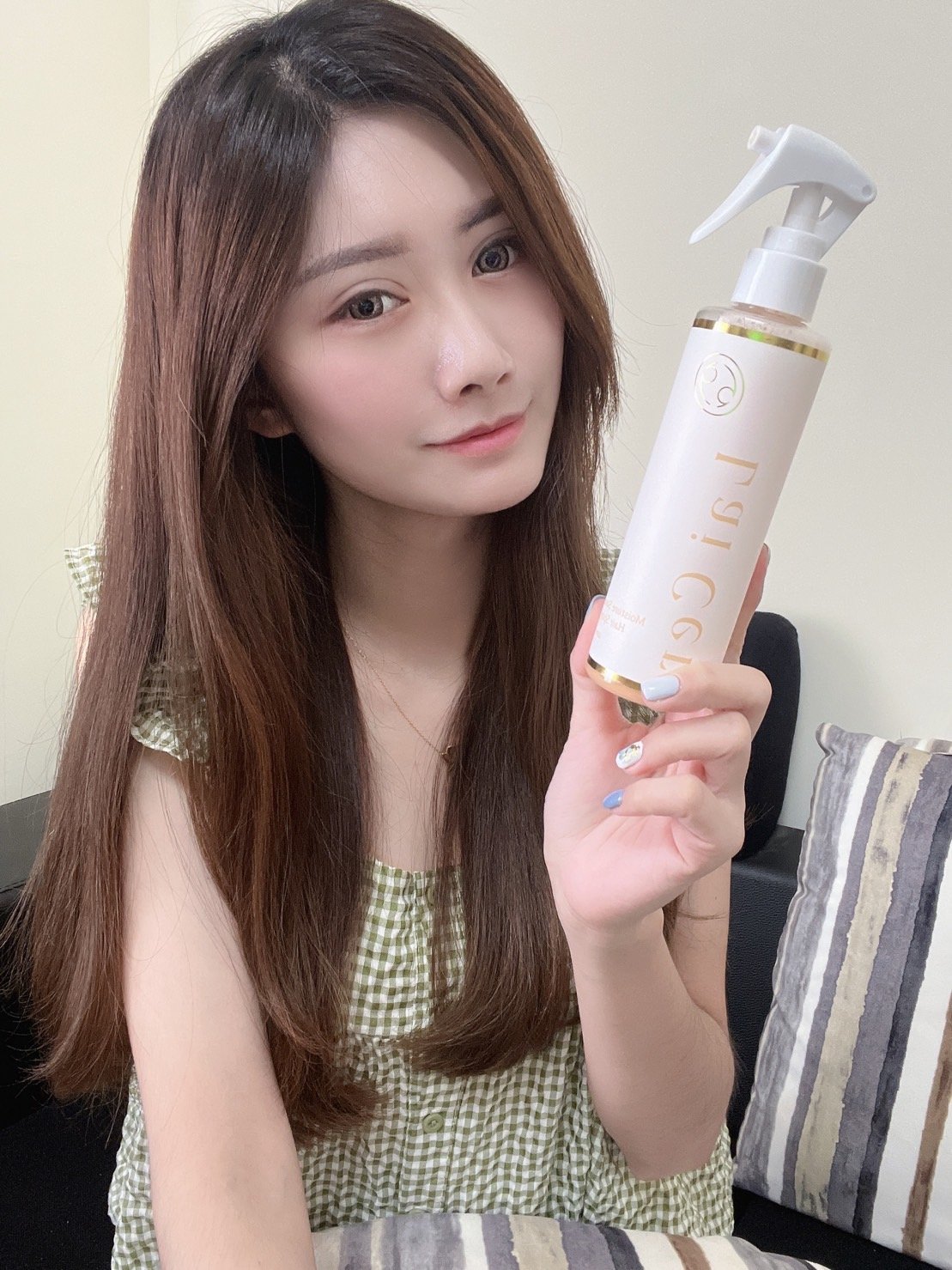 你對於吹髮時頭髮打結＆騎車後頭髮毛躁＆戴安全帽的異味，感到很崩潰嗎?