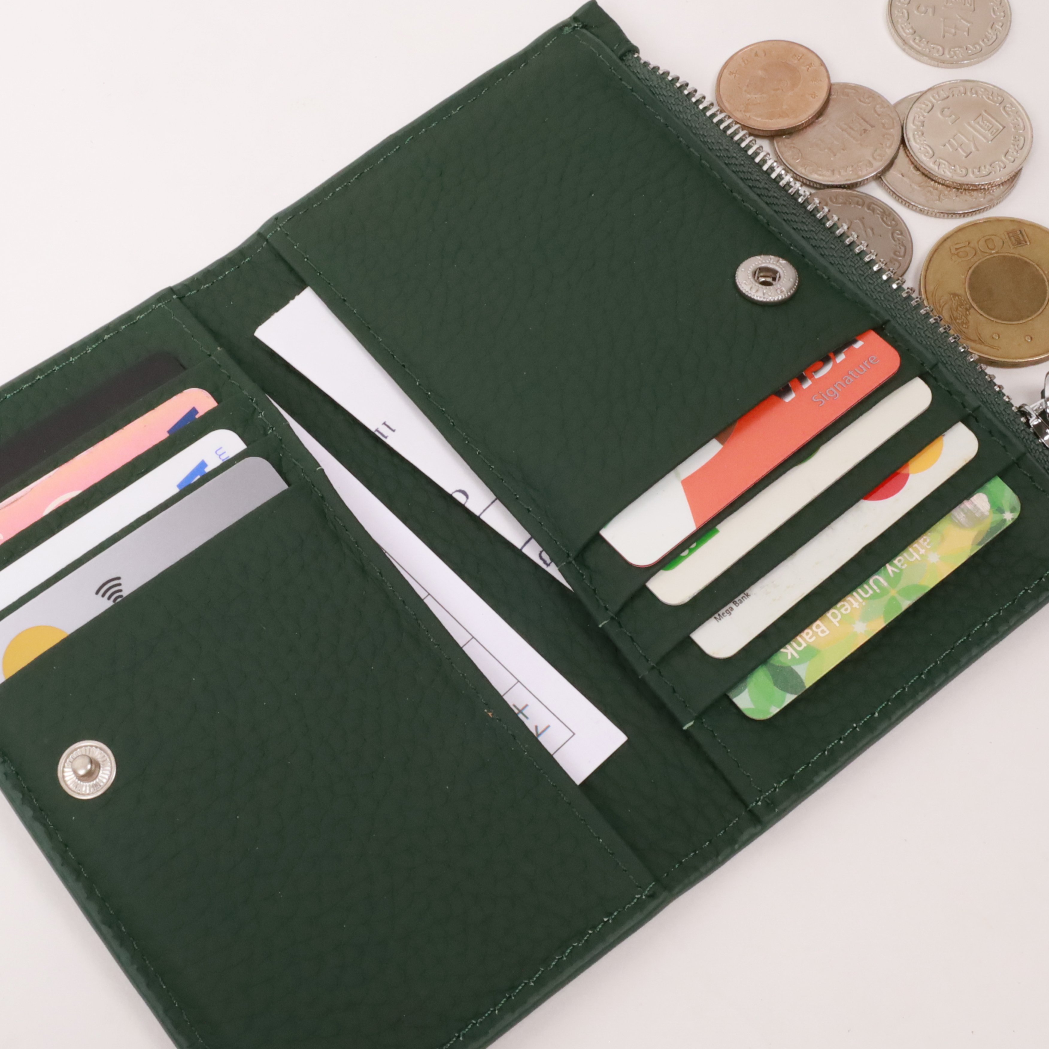 俐落真皮對開小卡包（多色）