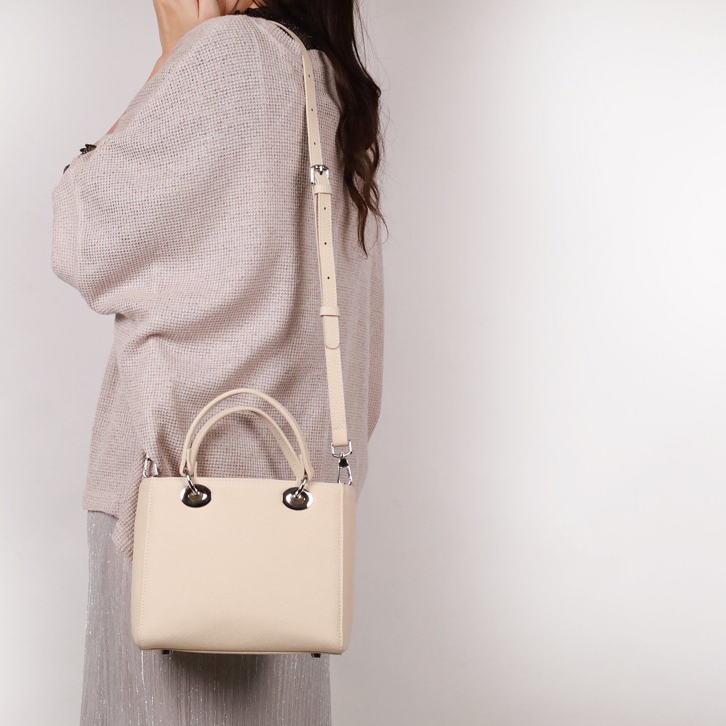 優雅至上真皮素面提/肩包