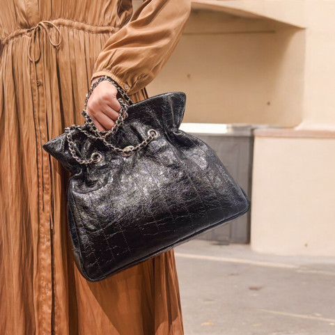 夜漫真皮抓皺收腰鍊包