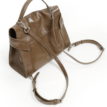 漫旅多用真皮梯形包