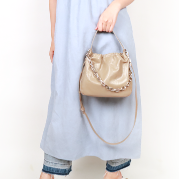 沙漠抓皺真皮軟包