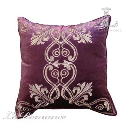 ★寶藏清倉★紫紅銀繡圖騰絲絨抱枕套