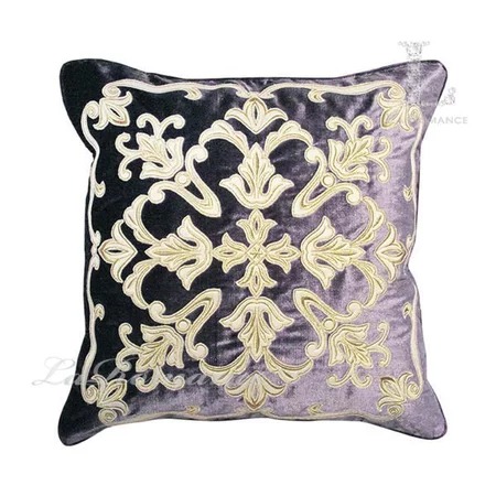 ★寶藏清倉★【奢華系列】白色金邊圖騰繡花抱枕套 ♡魅惑紫♡