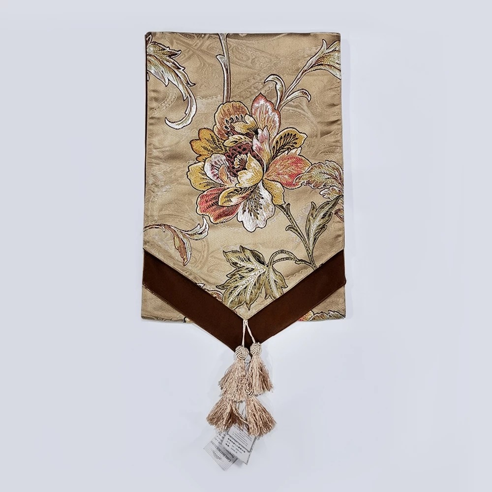 ★寶藏清倉★香檳刺繡花朵圖騰桌旗