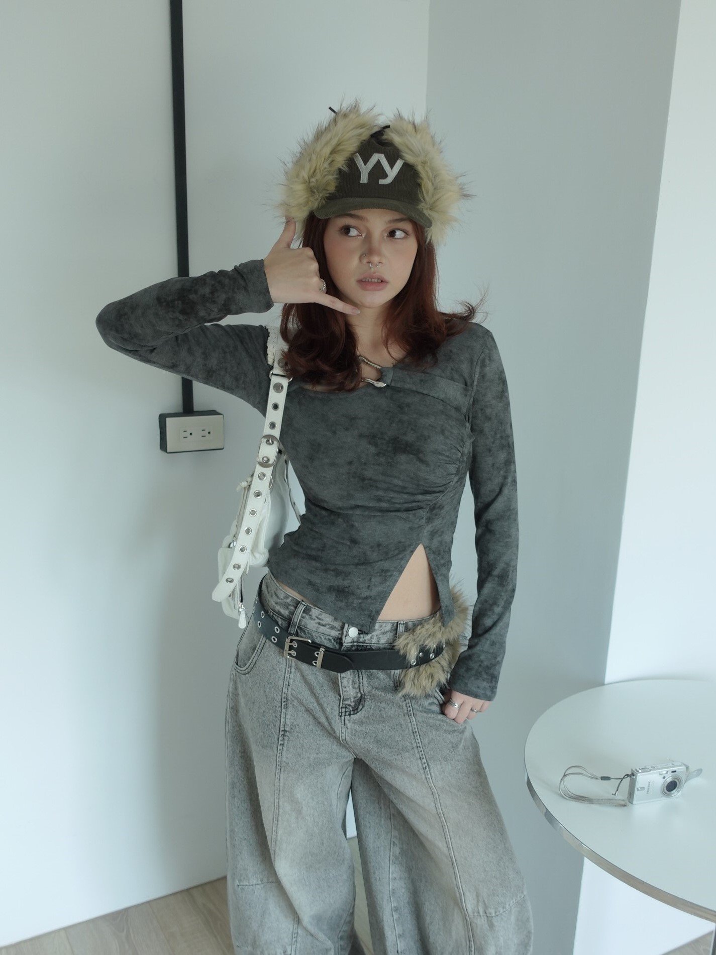 斜領銀方釦上衣