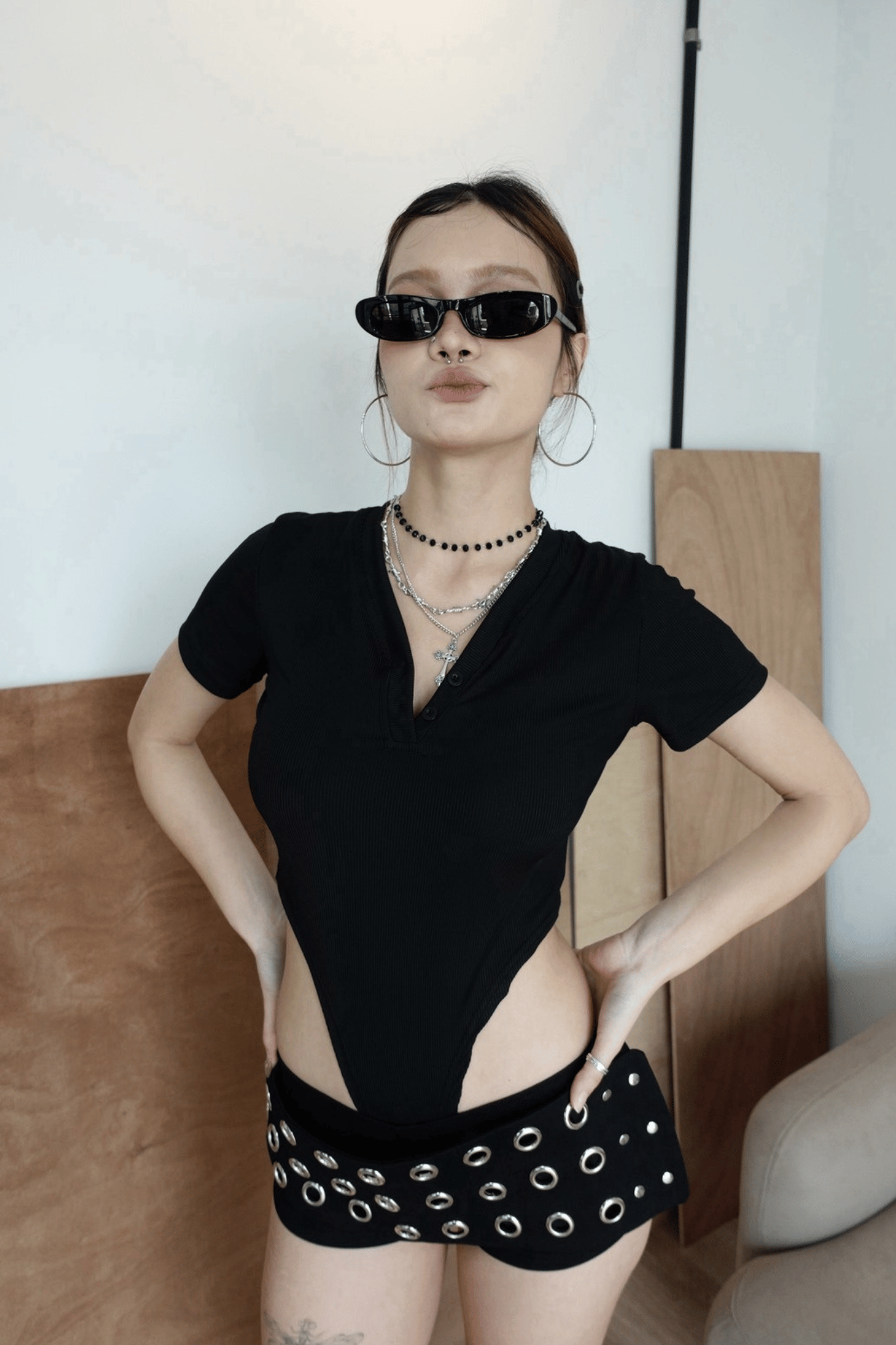 C02 V領bodystrip連體衣