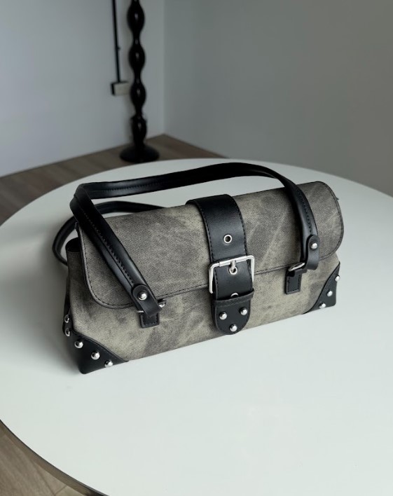 B15 辣妹皮帶釦腋下包