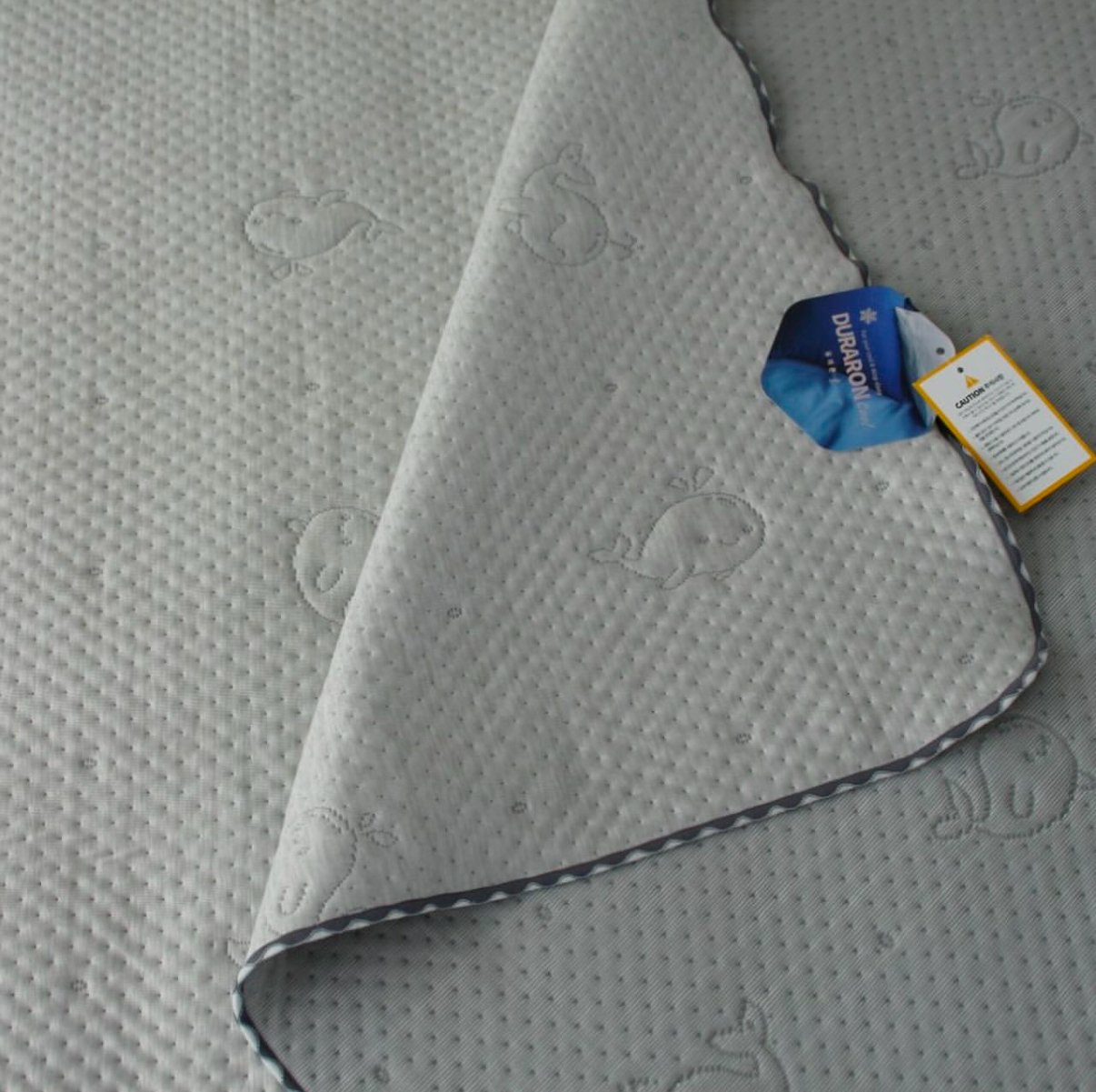 涼感床墊｜鯨魚