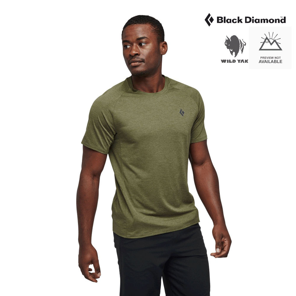 Black Diamond採用回收材質的輕量化排汗透氣上衣