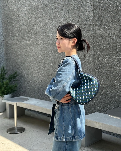 韓国大人気[rosa.K]MONOGRAM PETIT SHOULDER SECRET BLACK_SS ROSA.K | 當季包款- Oh You Fancy 歐梵希