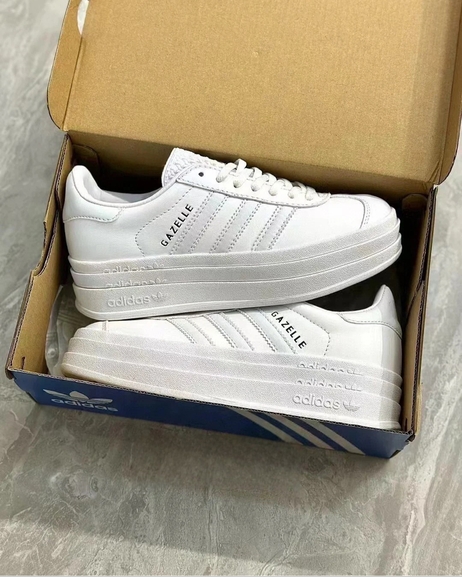 【超希少】FARMコラボ　ボタニカルadidasoriginals レギンス　M 超希少】FARMコラボ ボタニカルadidasoriginals レギンス M