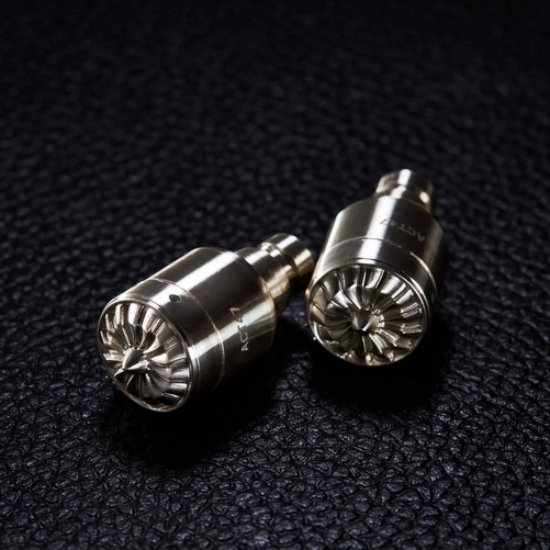 【✨️極美品✨️】水月雨 MOONDROP DARKSABER 黑劍 水月雨DARKSABER 黑剑2DD+8BA 入耳式耳机| 水月雨MOONDROP 官方网站