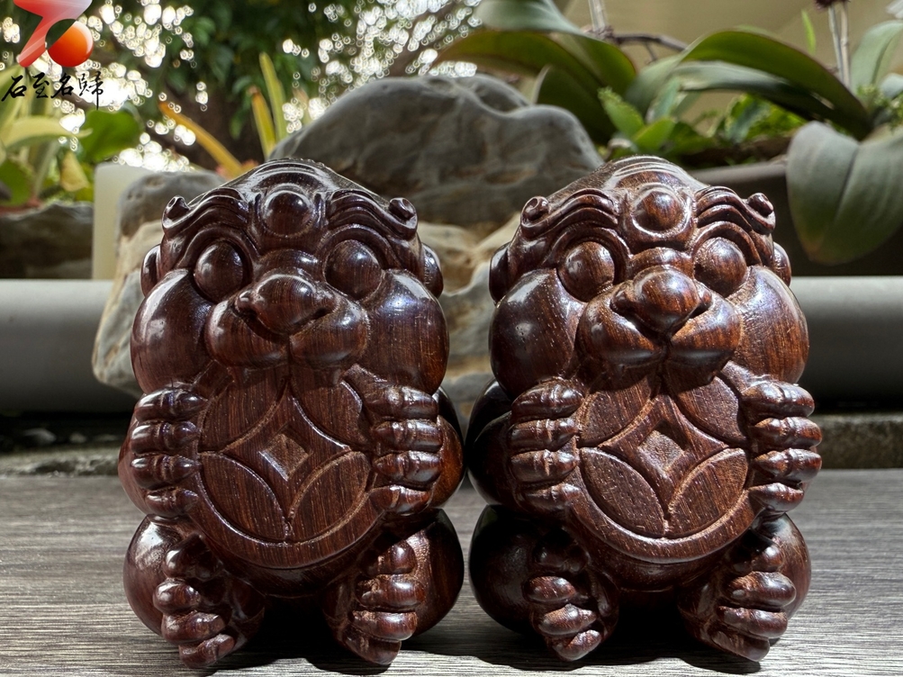 精選小葉紫檀雕刻品| 木雕藝術品- 石至名歸