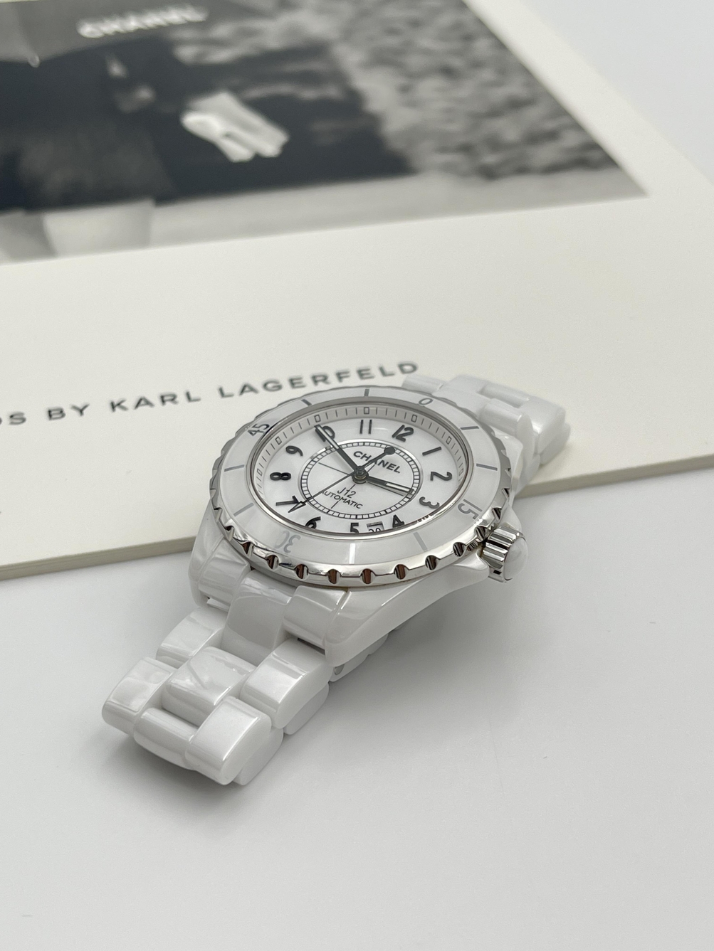 【手元華やぐ♪】CHANEL 25C 3連ブレスレット フラワー CCロゴ Chanel cc logo flower - Gem