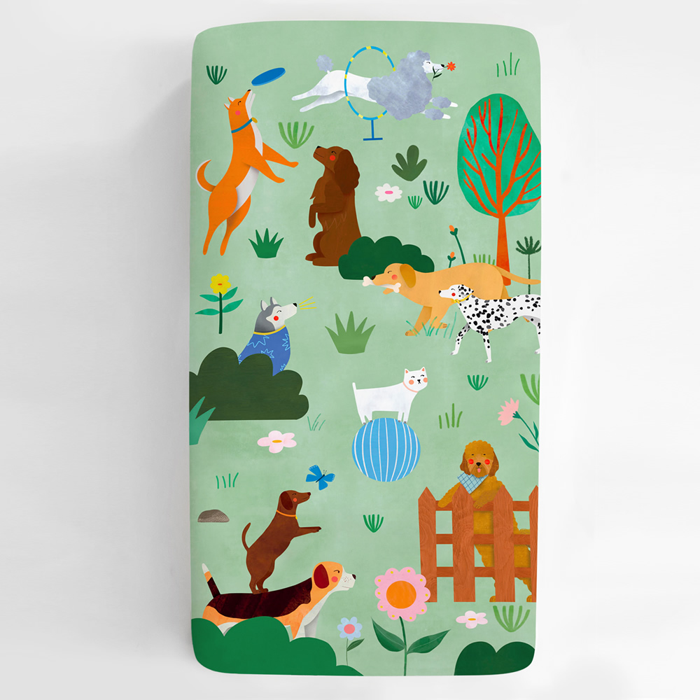 美國RookieHumans 嬰兒床純棉絲柔床包(狗狗公園)2