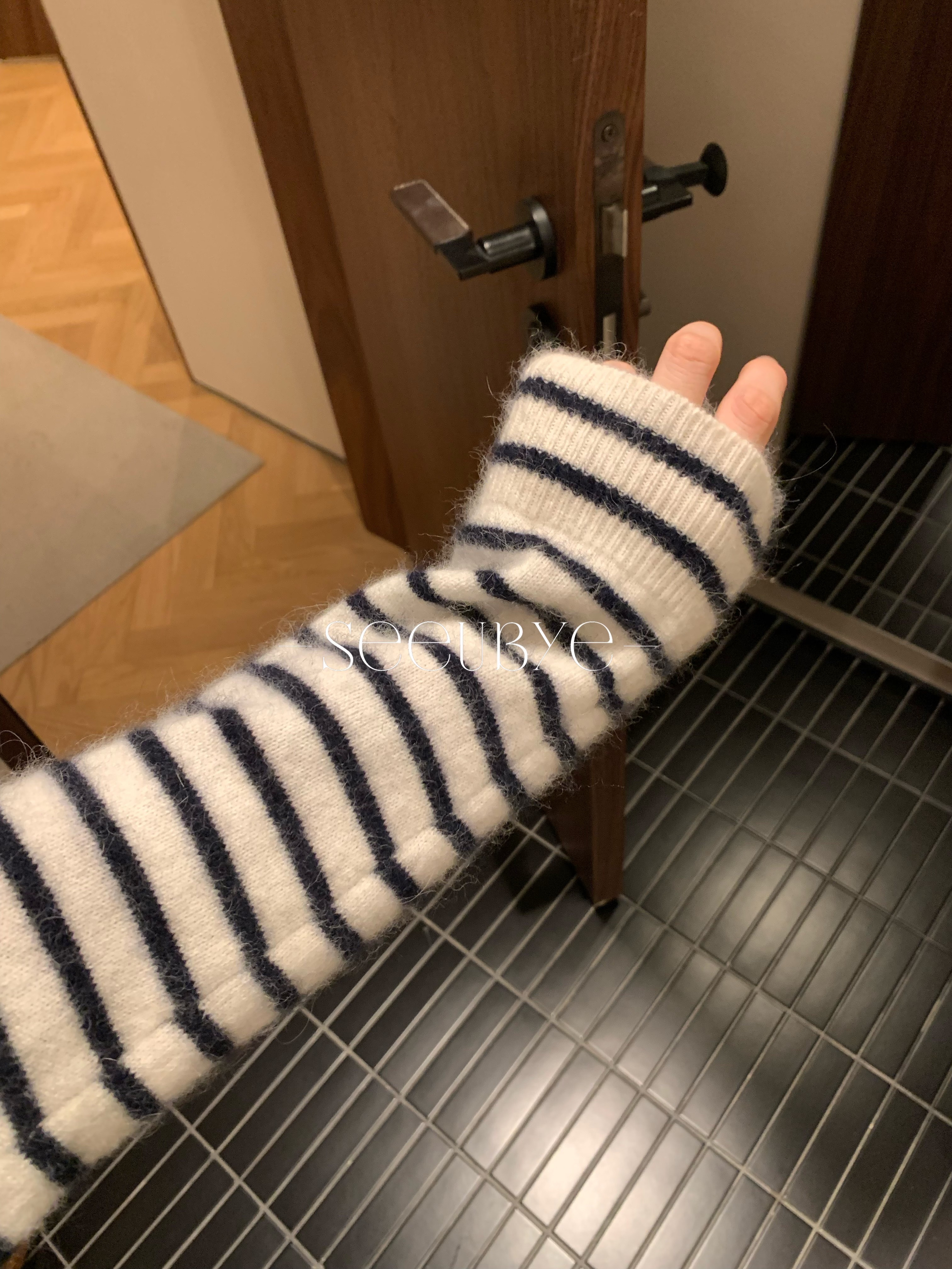 太韓了這件！羊毛條紋毛衣9