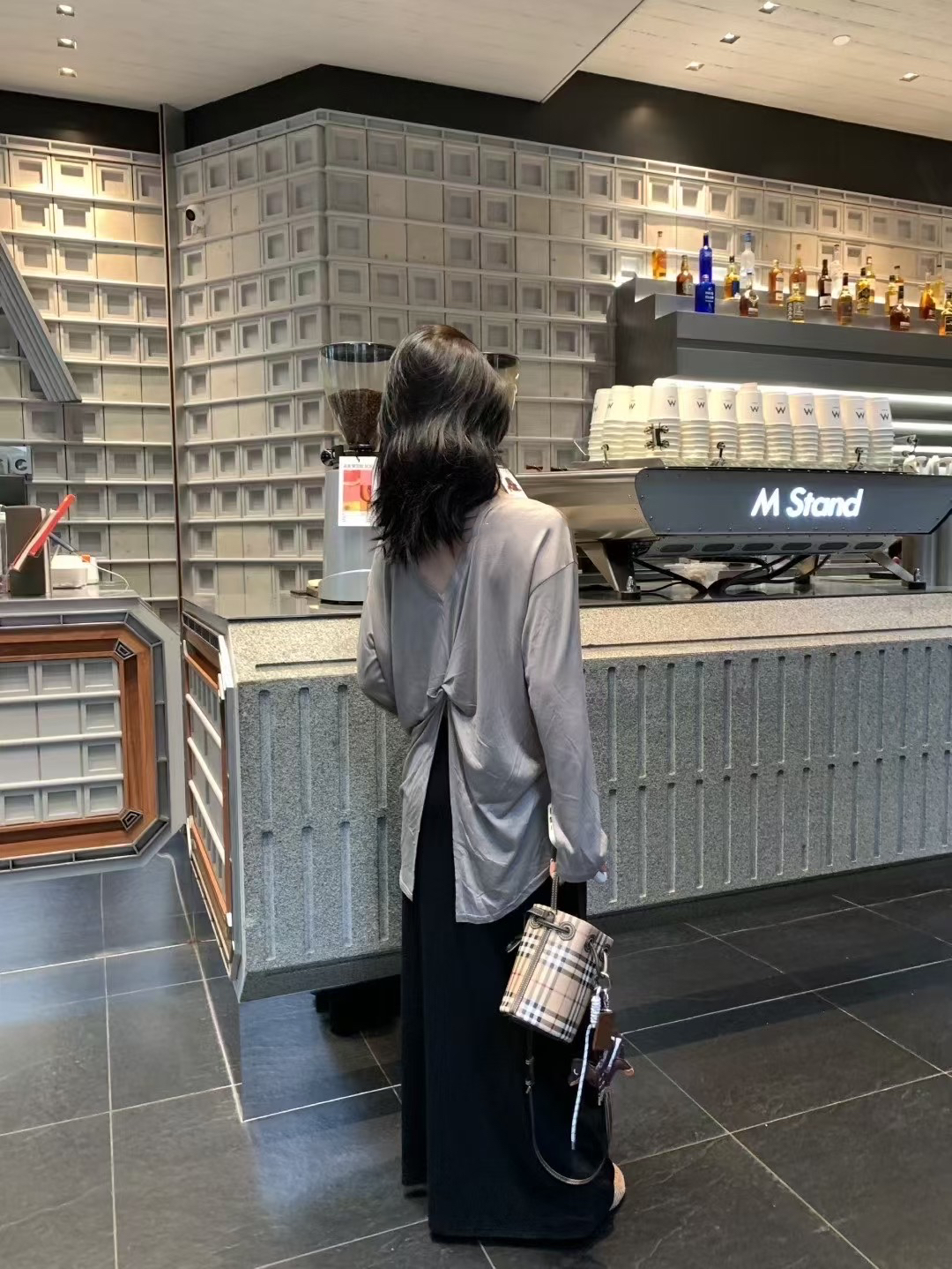 前後兩穿紙片人上衣10