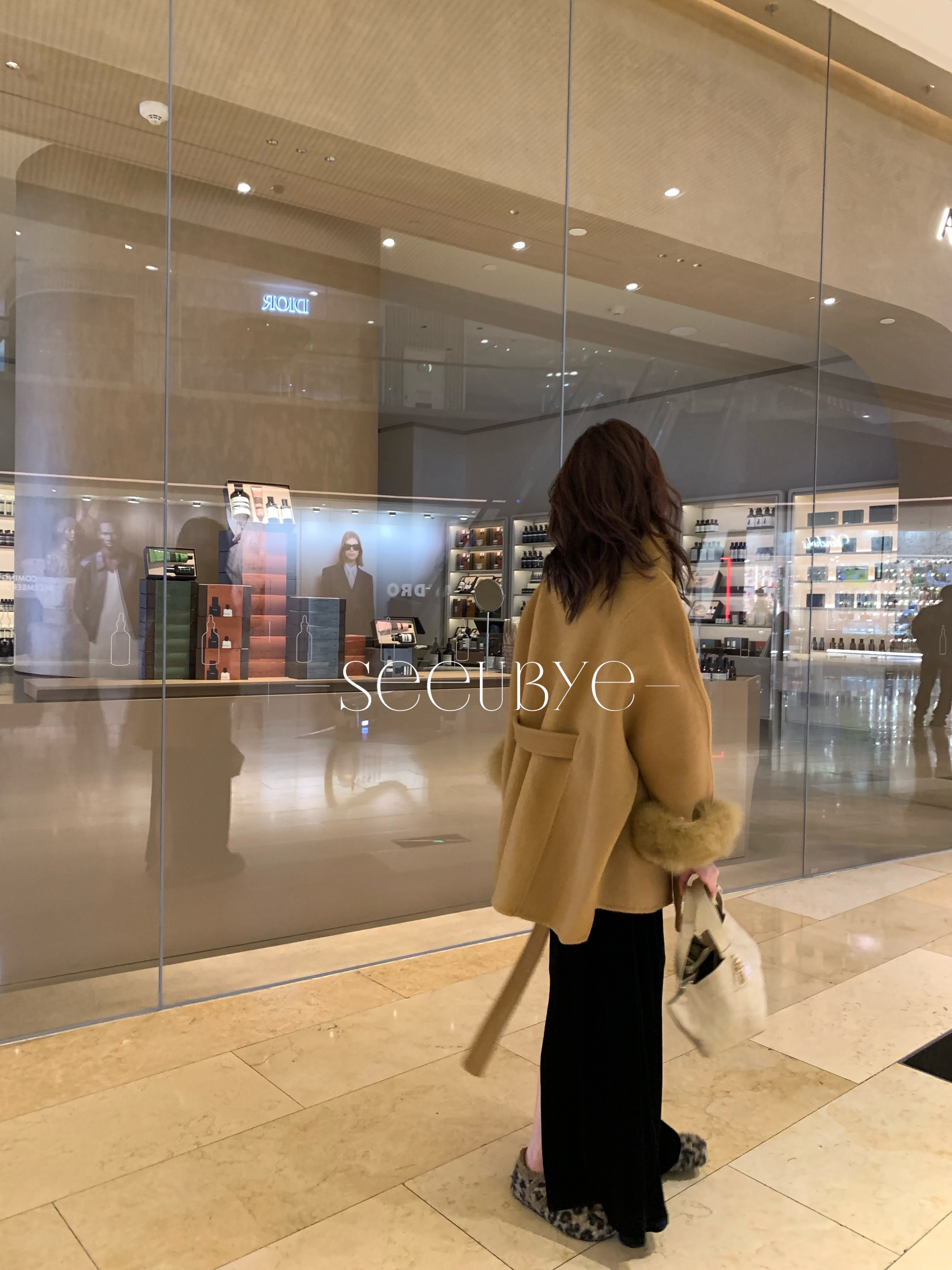 黑標｜毛毛可拆｜再送真毛領圍巾｜雙面大衣8