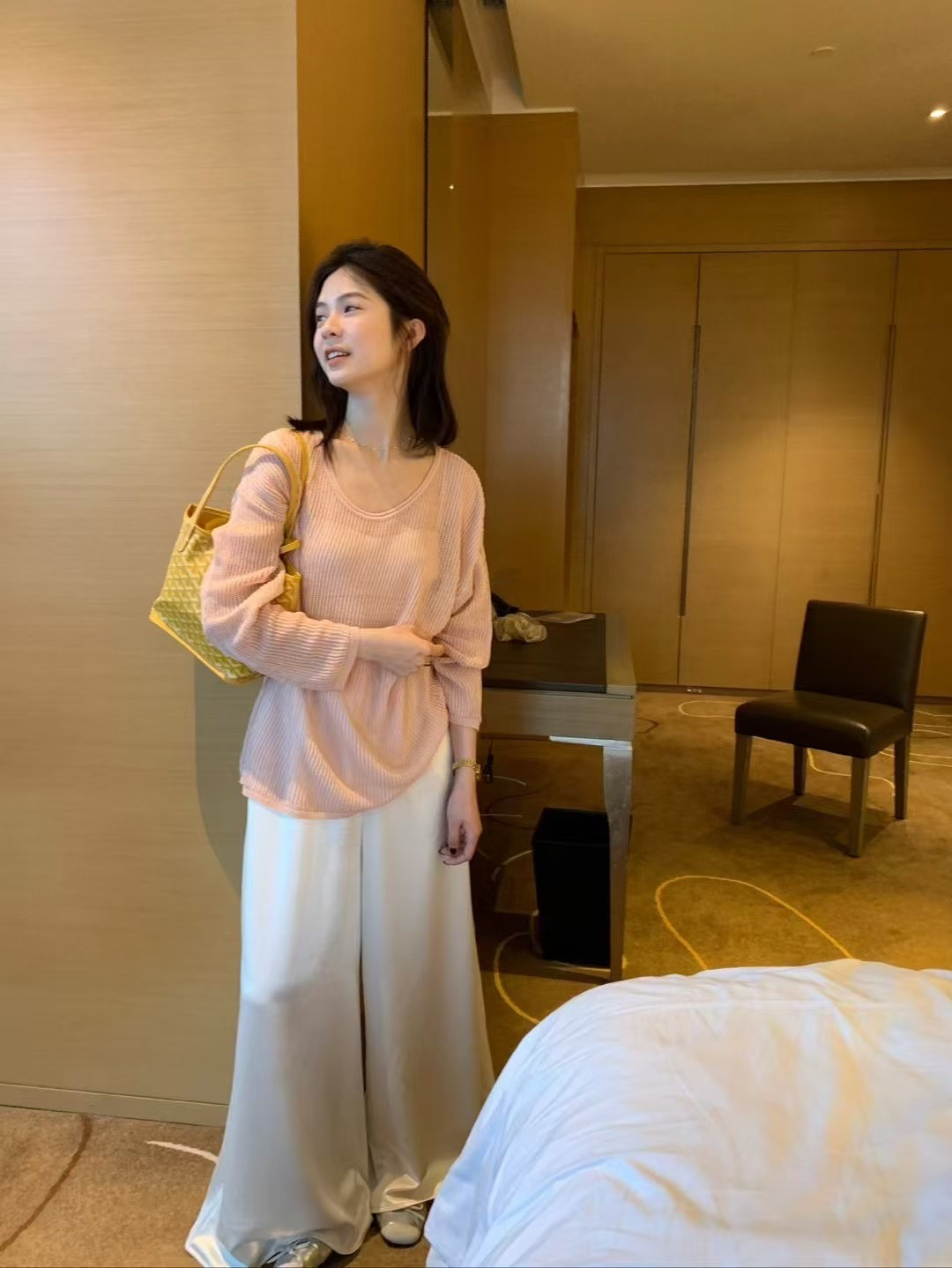 韓代鏤空上衣22