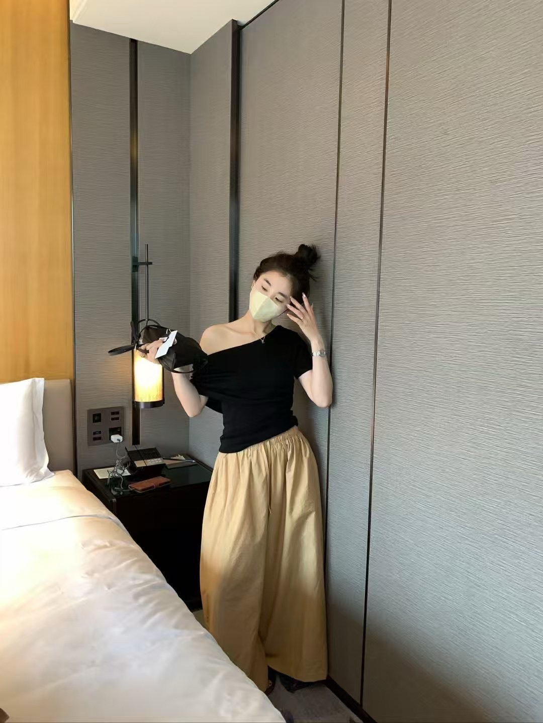 瘋狂自留款單袖拉肩t21