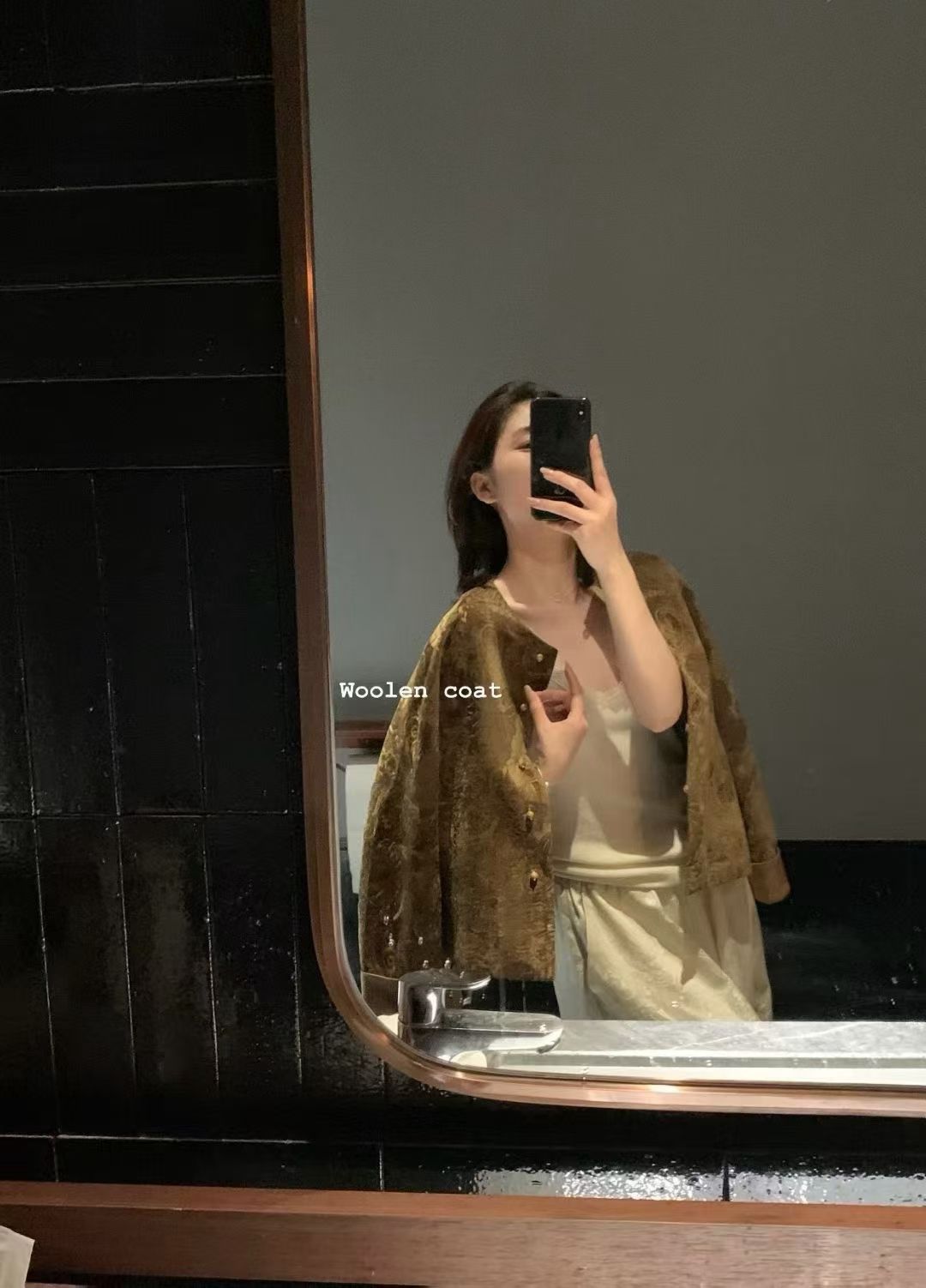 新中式人絲提花顯白綠外套1