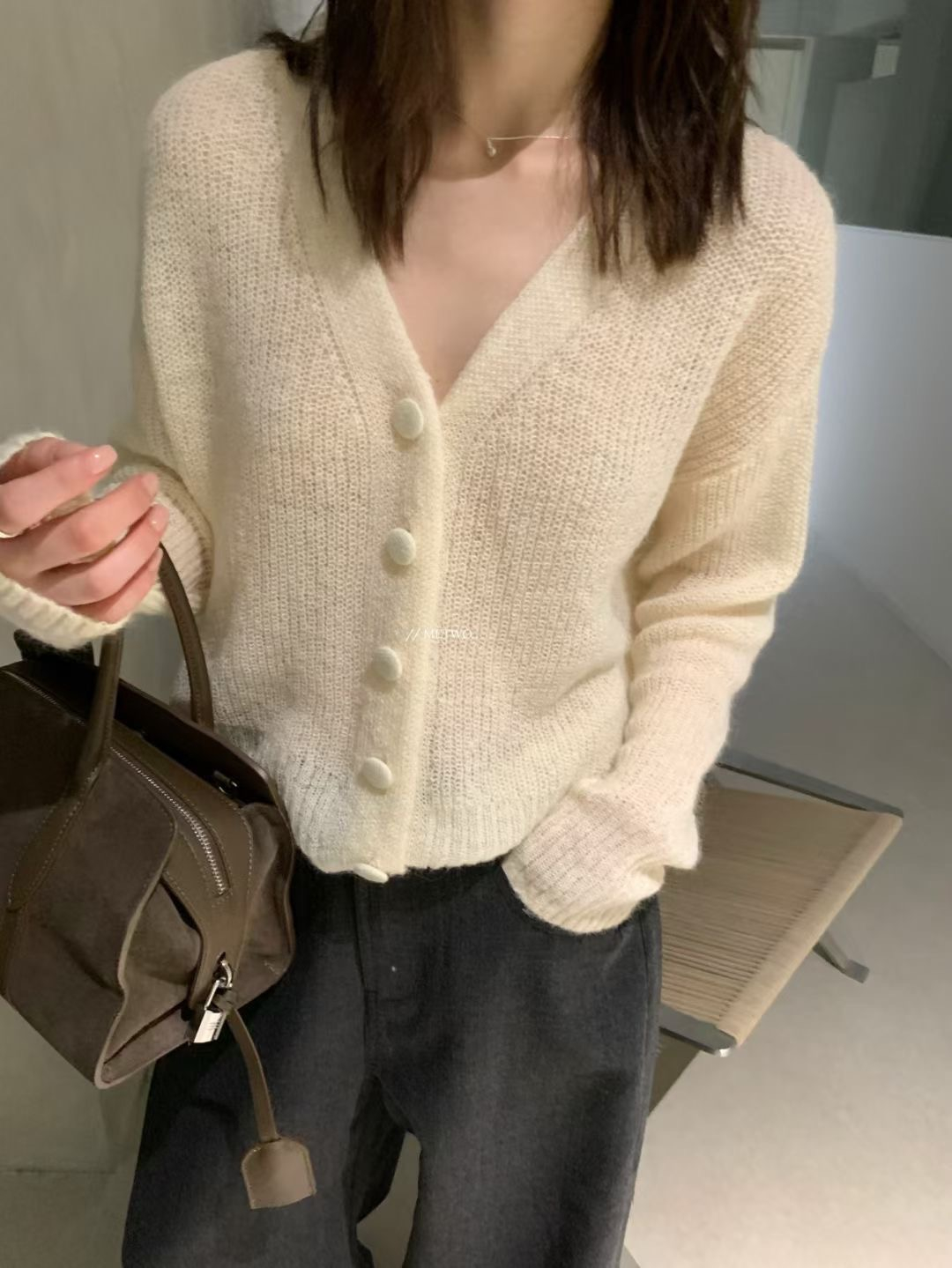 馬海毛開扣毛衣1