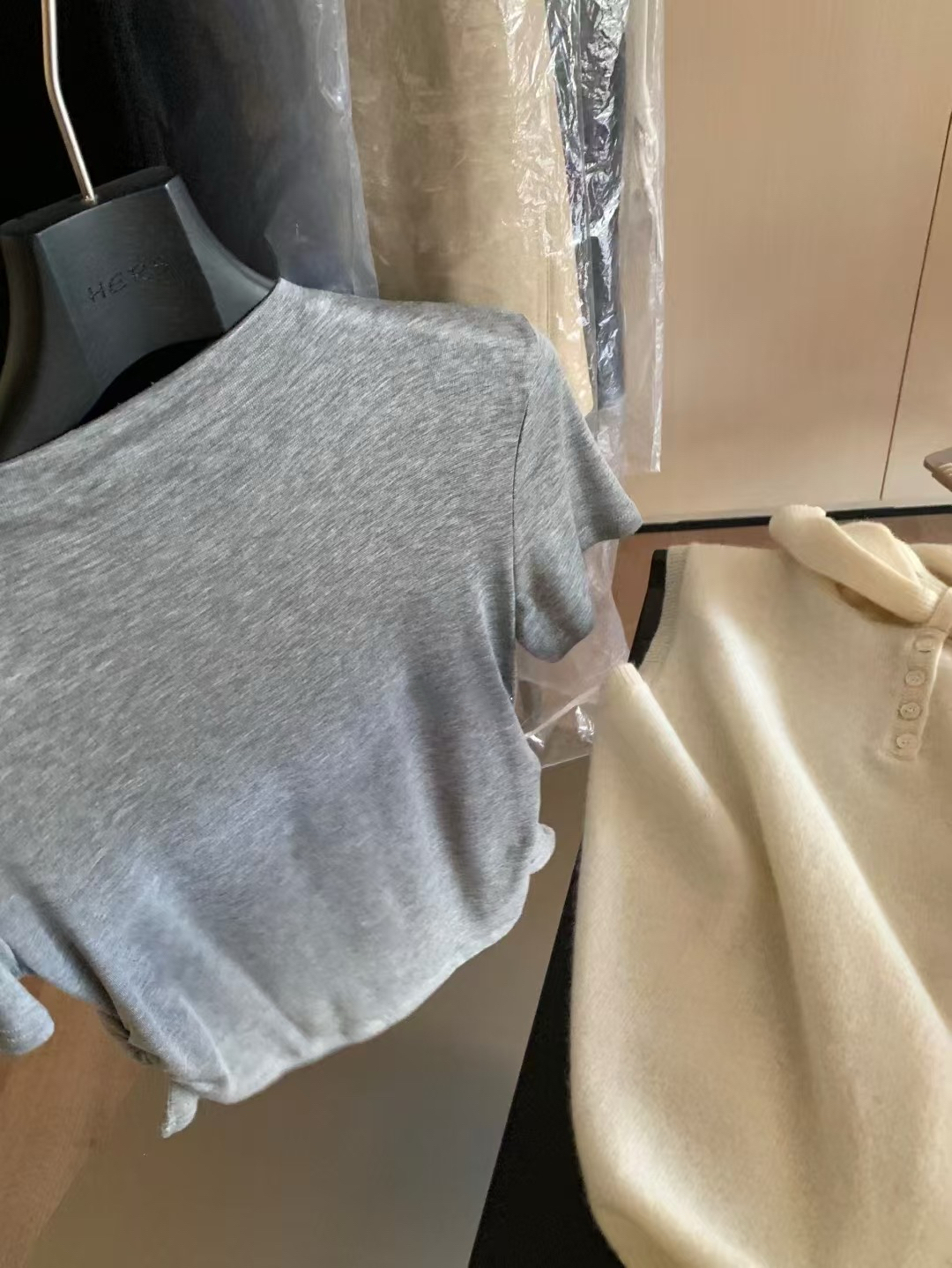 微高領氣質上衣5