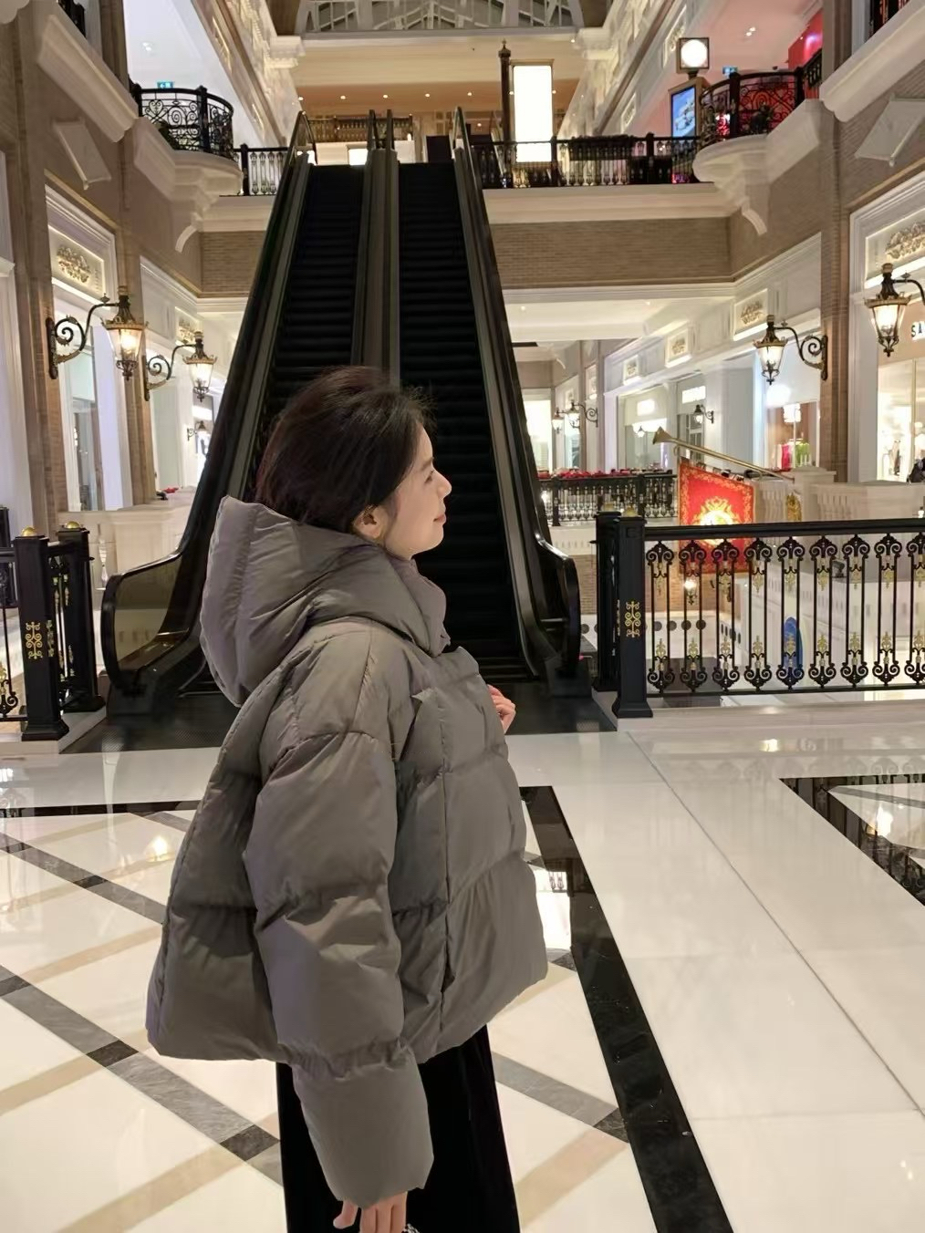 限量款雲朵帽國標羽絨外套10