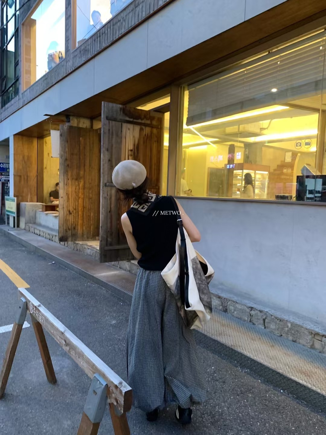 針織坑條氣質背心4