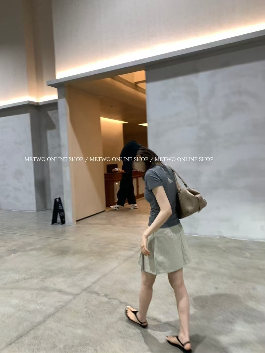 kitty網紗刺繡tee8