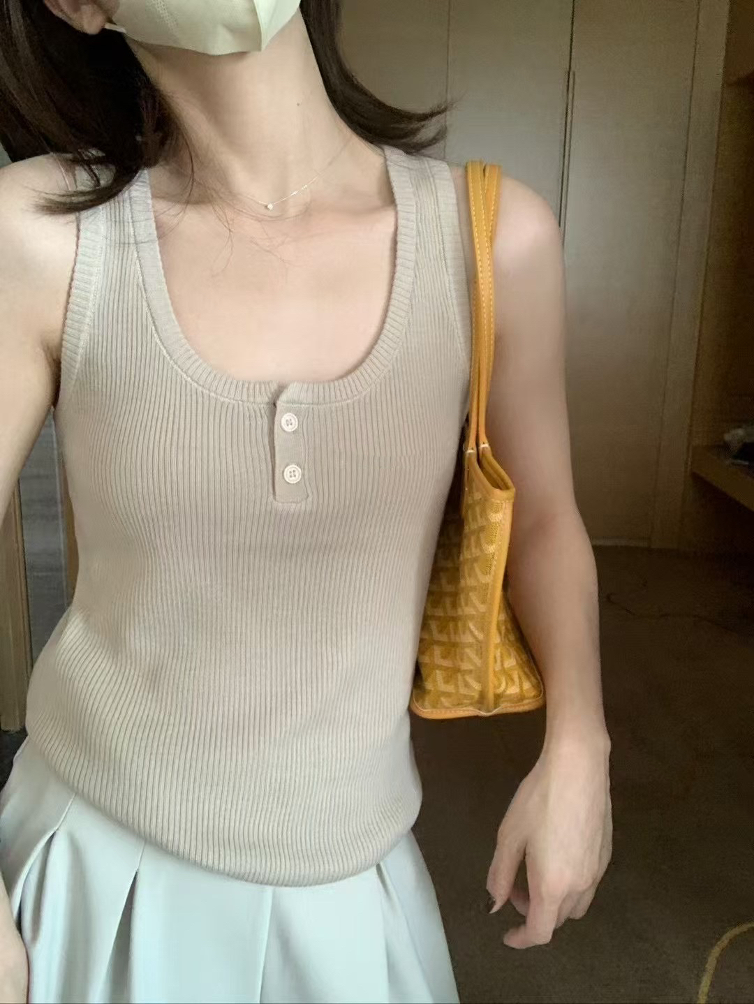 大U鈕扣內搭背心7