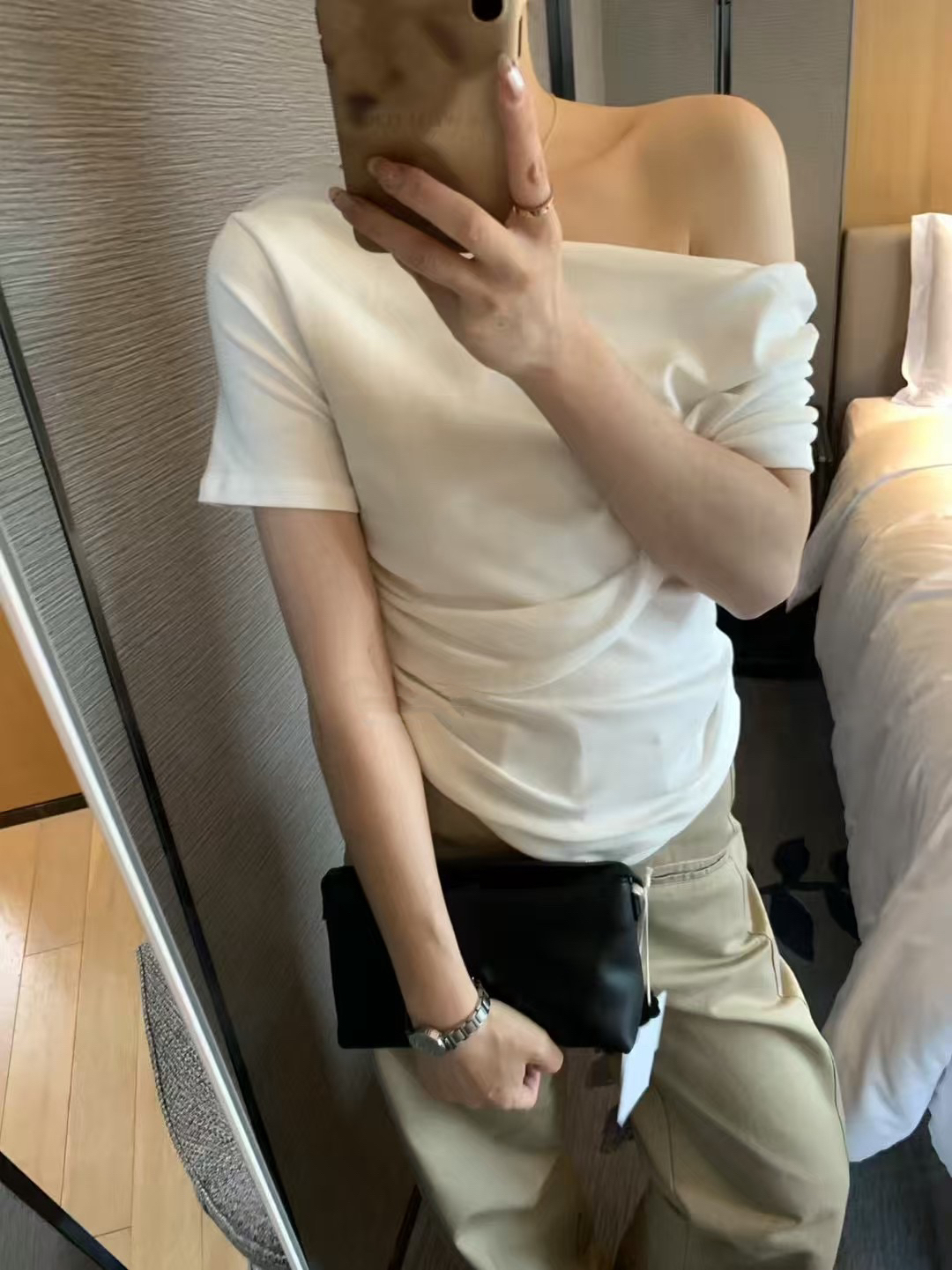 瘋狂自留款單袖拉肩t5