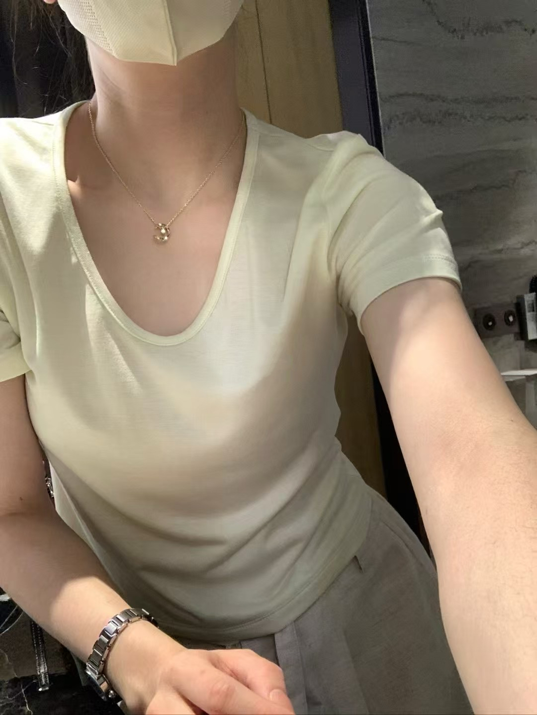 天絲高品料V領紙片tee4