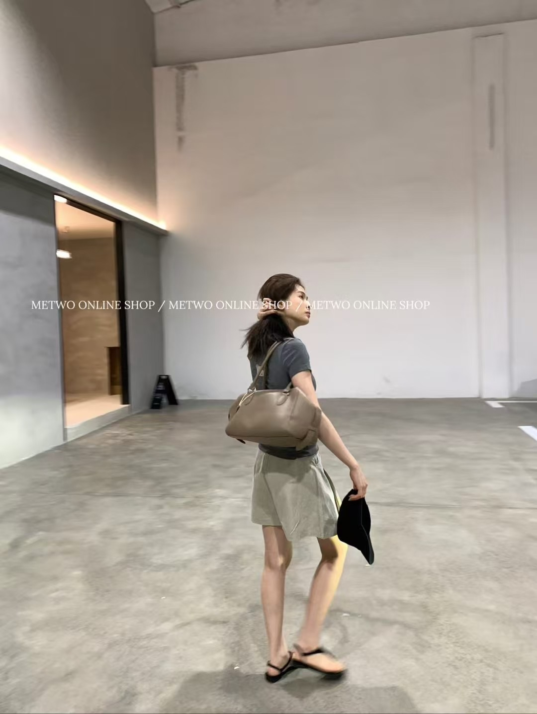 kitty網紗刺繡tee13