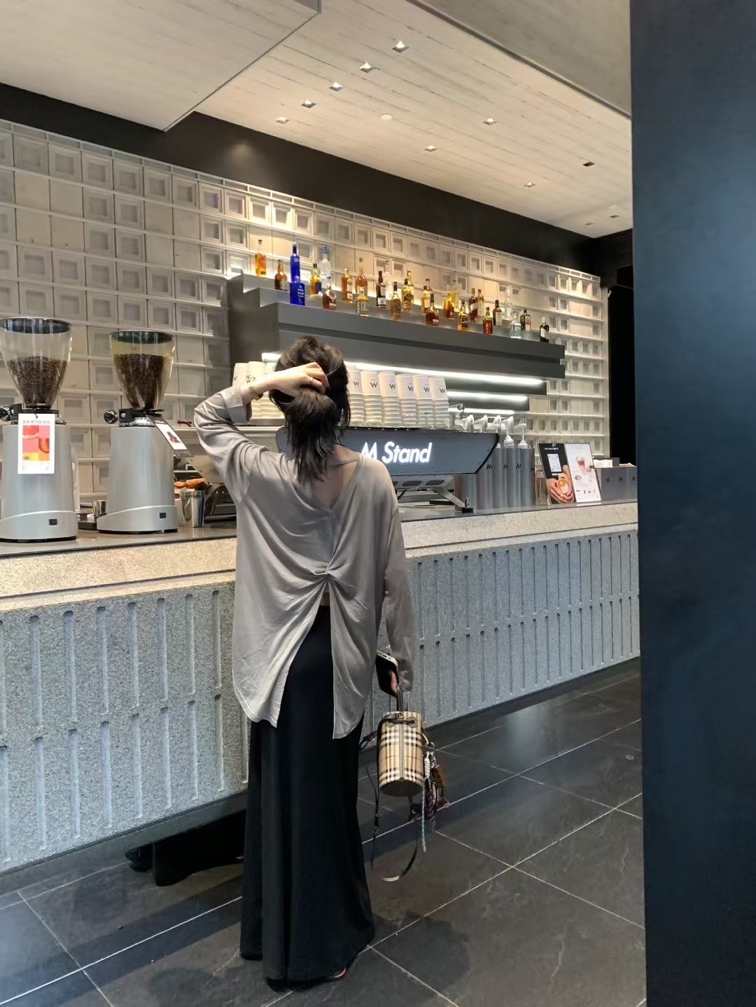 前後兩穿紙片人上衣11